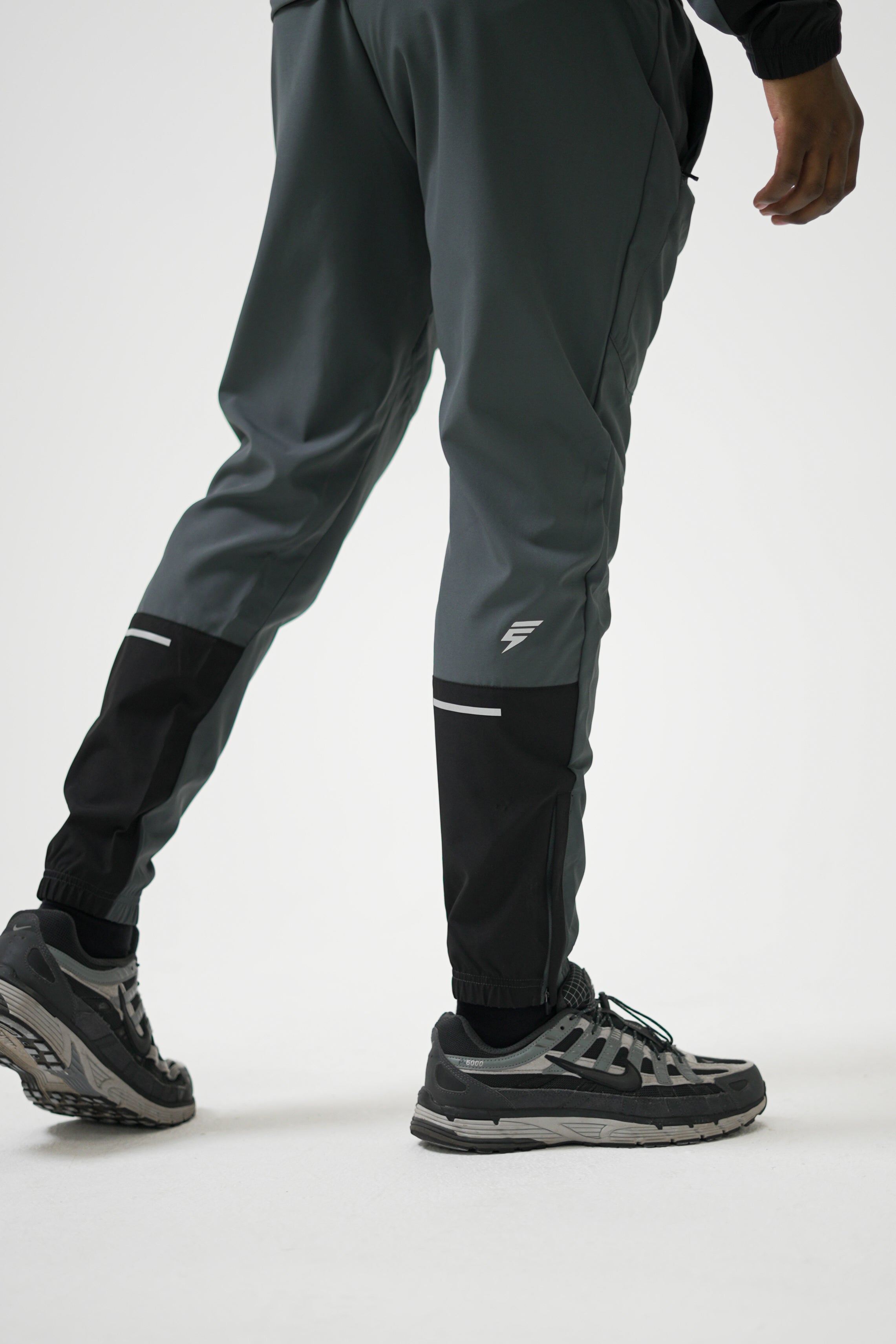 TRACK PANTS - COAL/BLACK