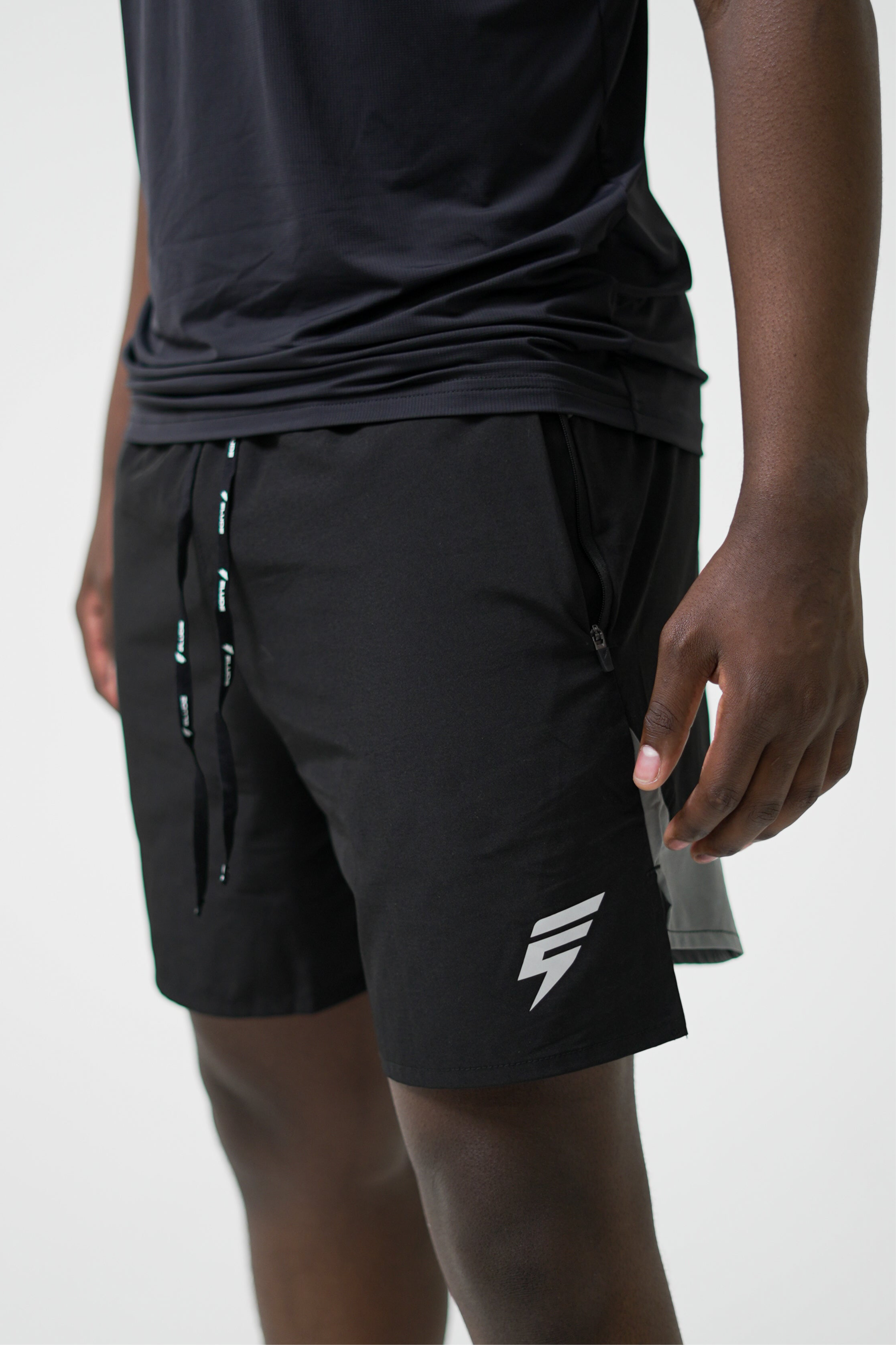 SPLIT SHORTS - BLACK/LIGHT GREY