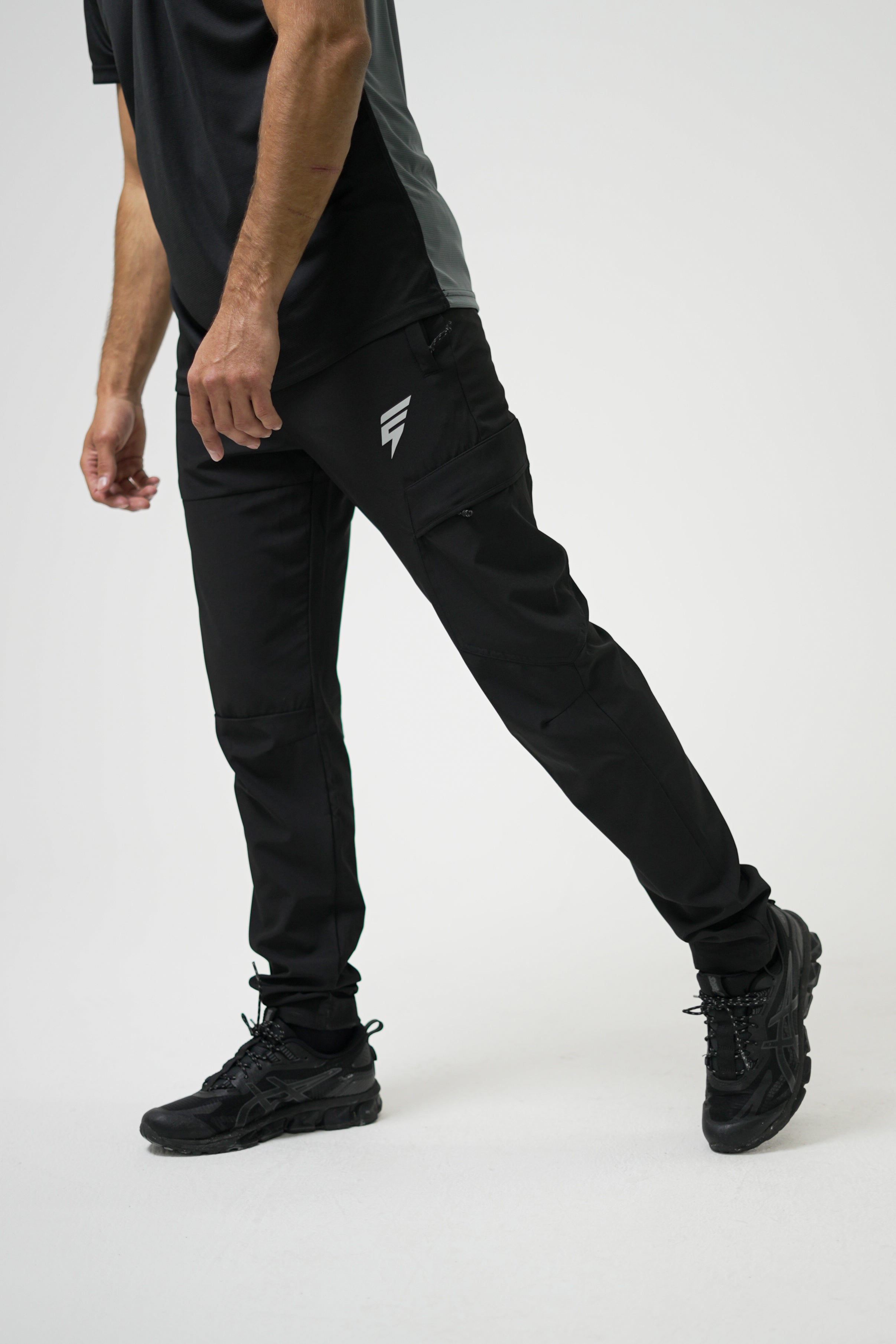 CORE 2.0 TRACKSUIT - BLACK/GREY
