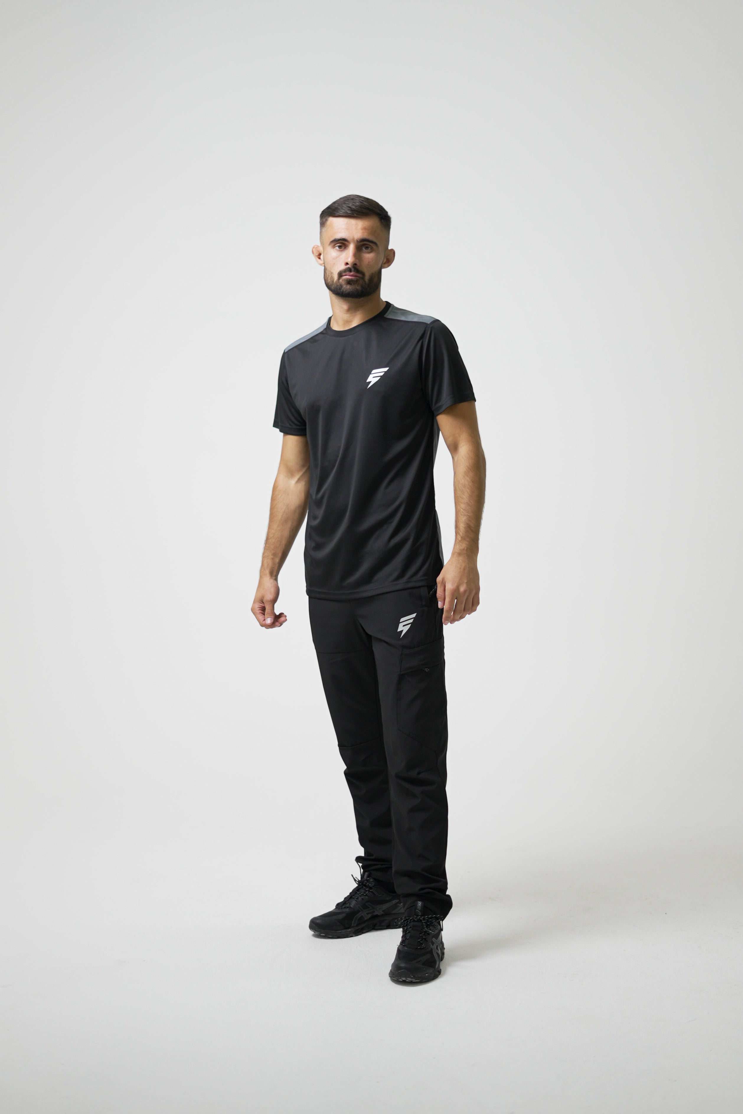 CORE TEE - BLACK/GREY