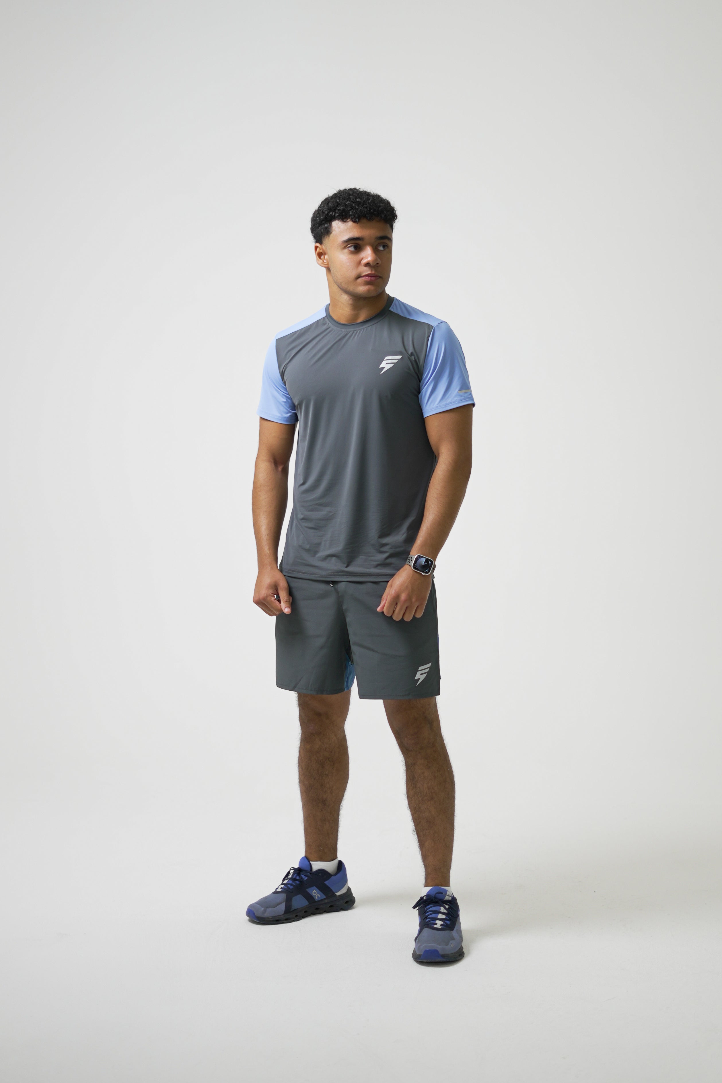 SPLIT TEE - GREY/OMBRE BLUE
