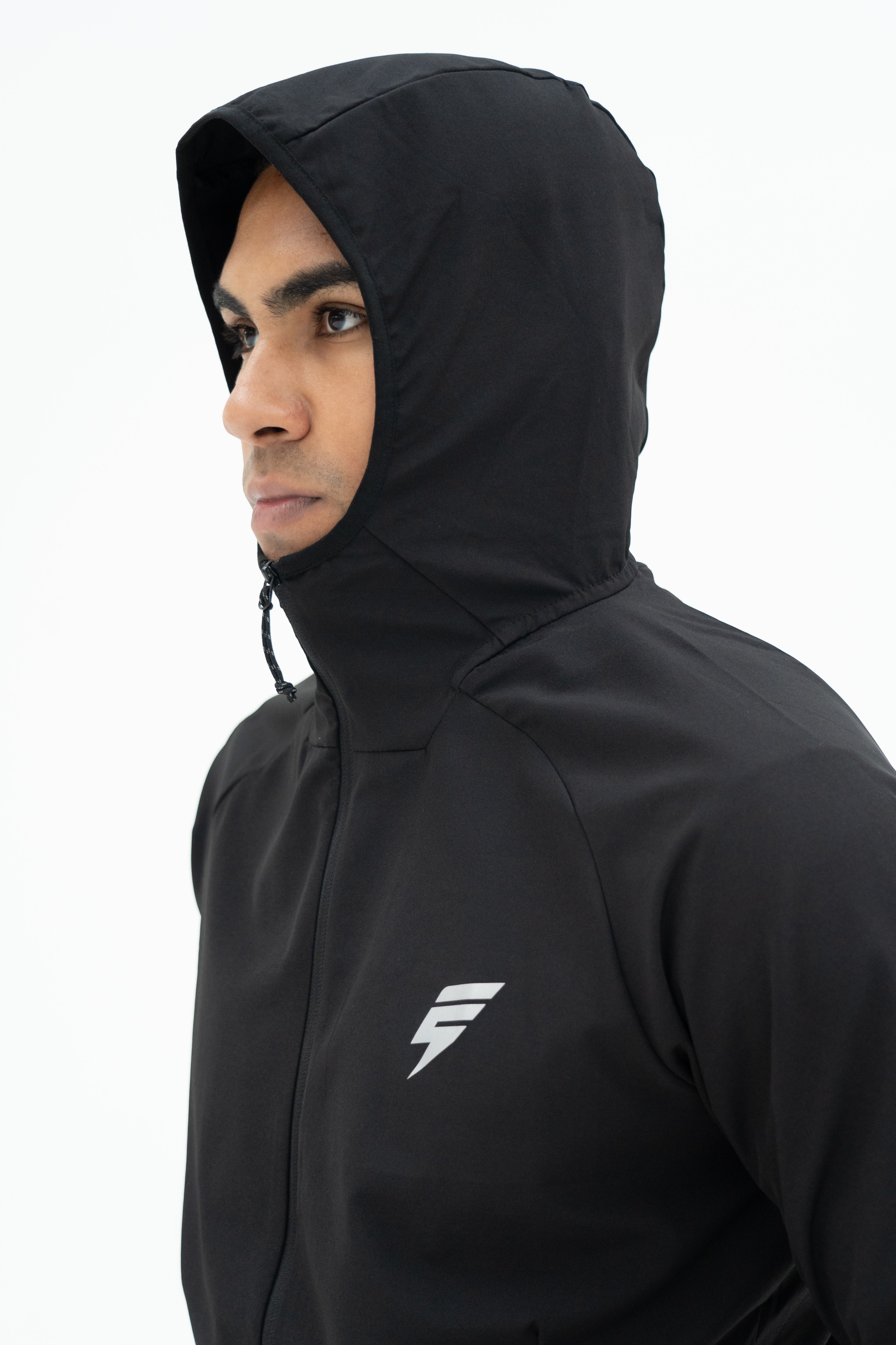 CORE JACKET - BLACK