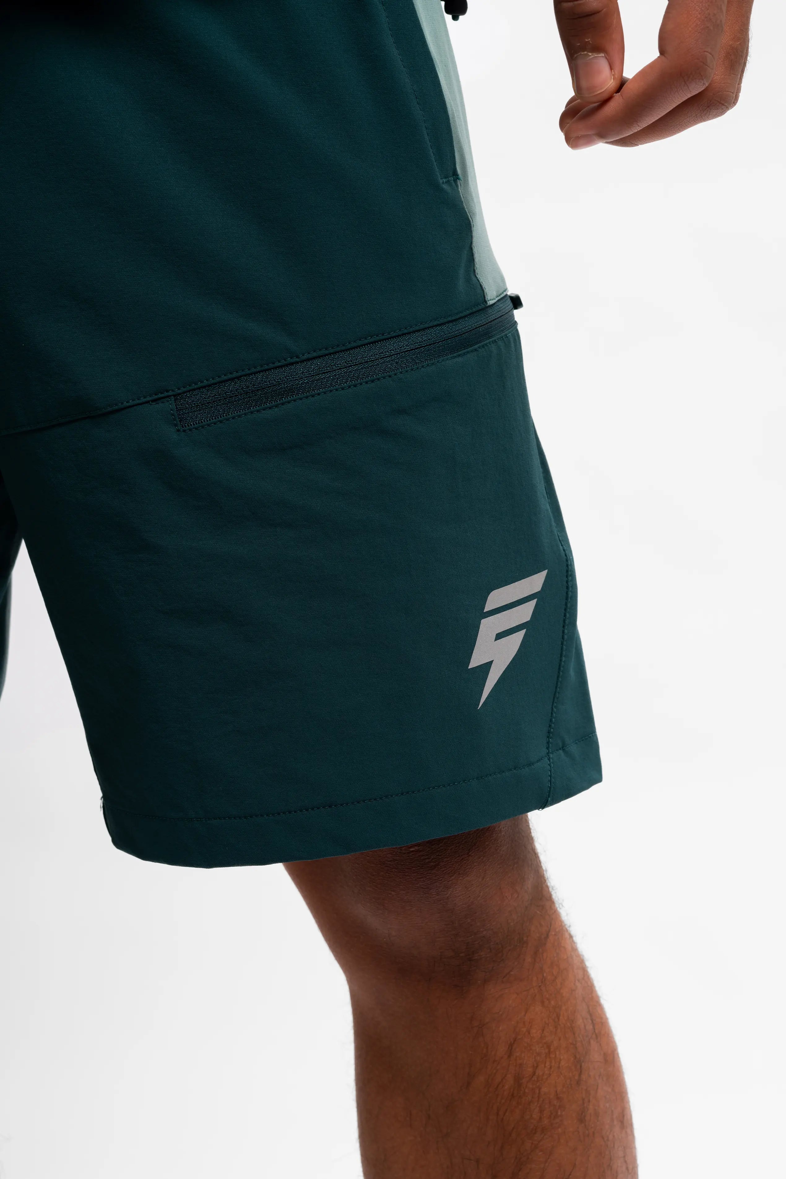 APEX SHORTS - TEAL/FOREST GREEN