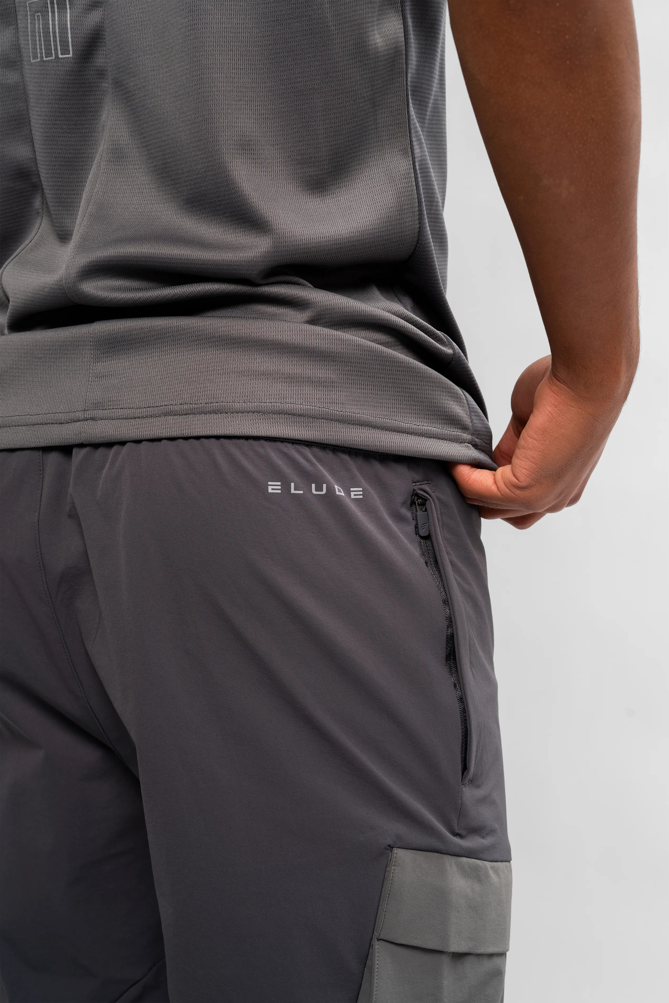 PEAK TRACKSUIT - COAL/GREY