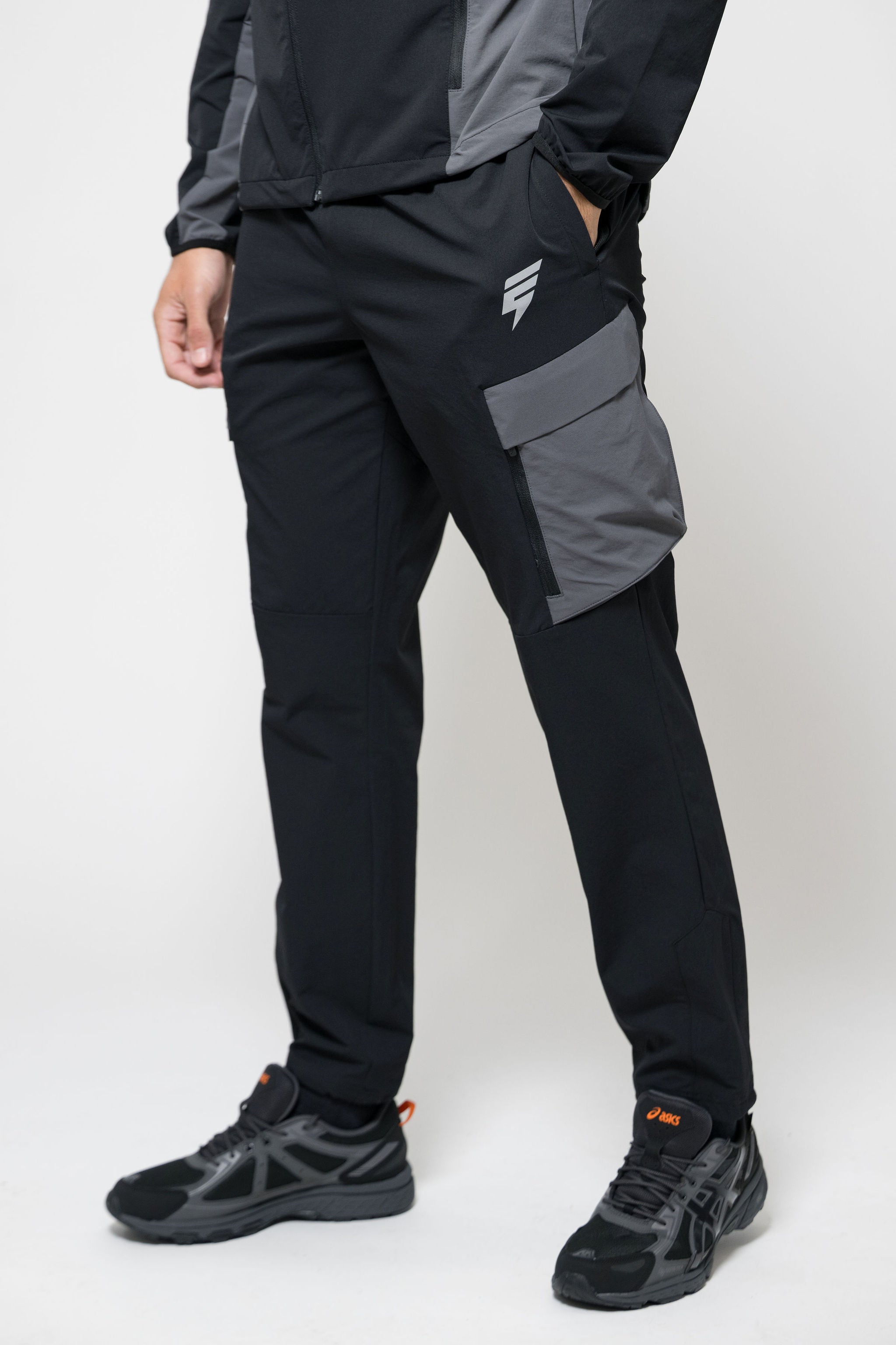 PEAK PANT - BLACK/COAL