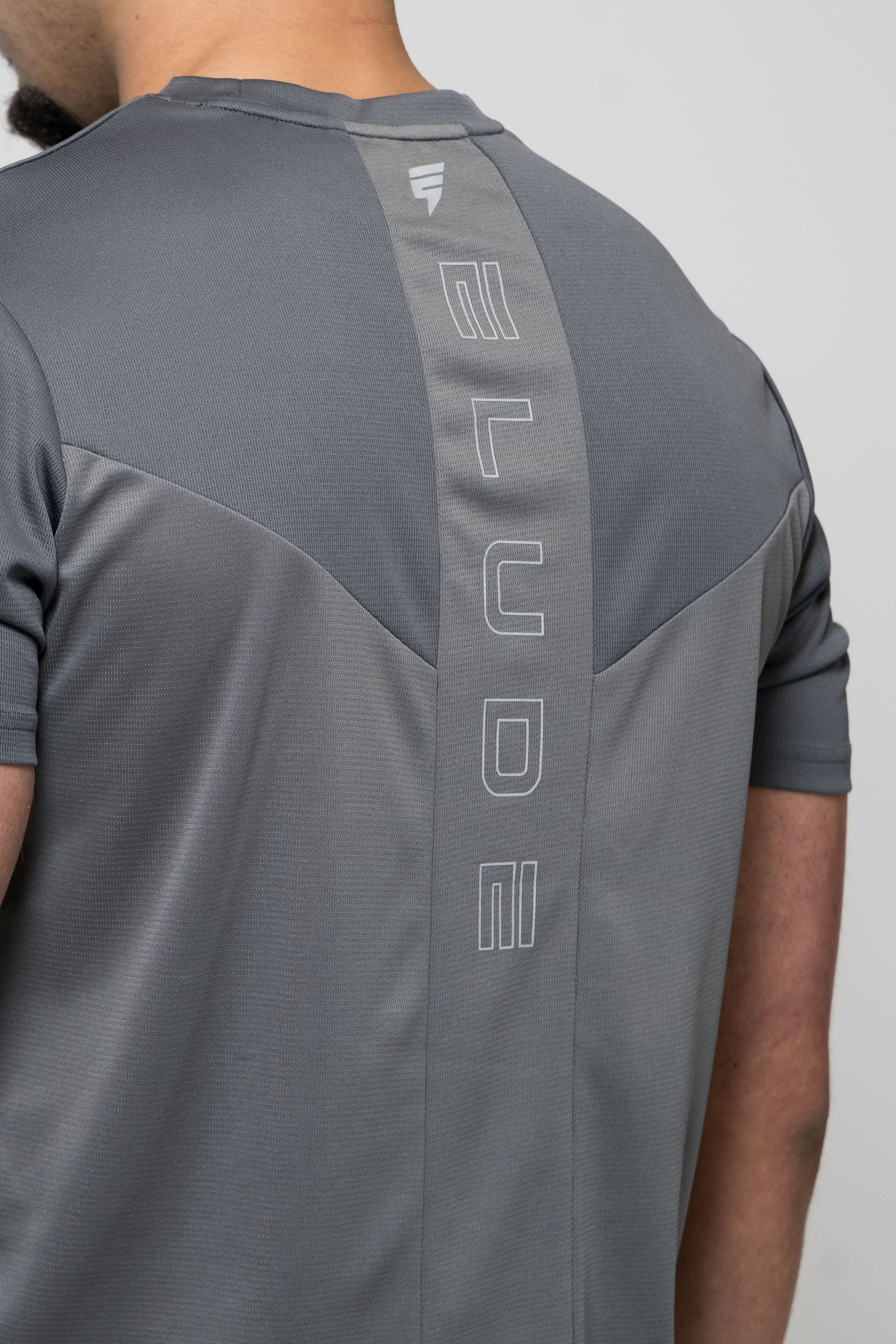 TECH TEE - COAL/GREY