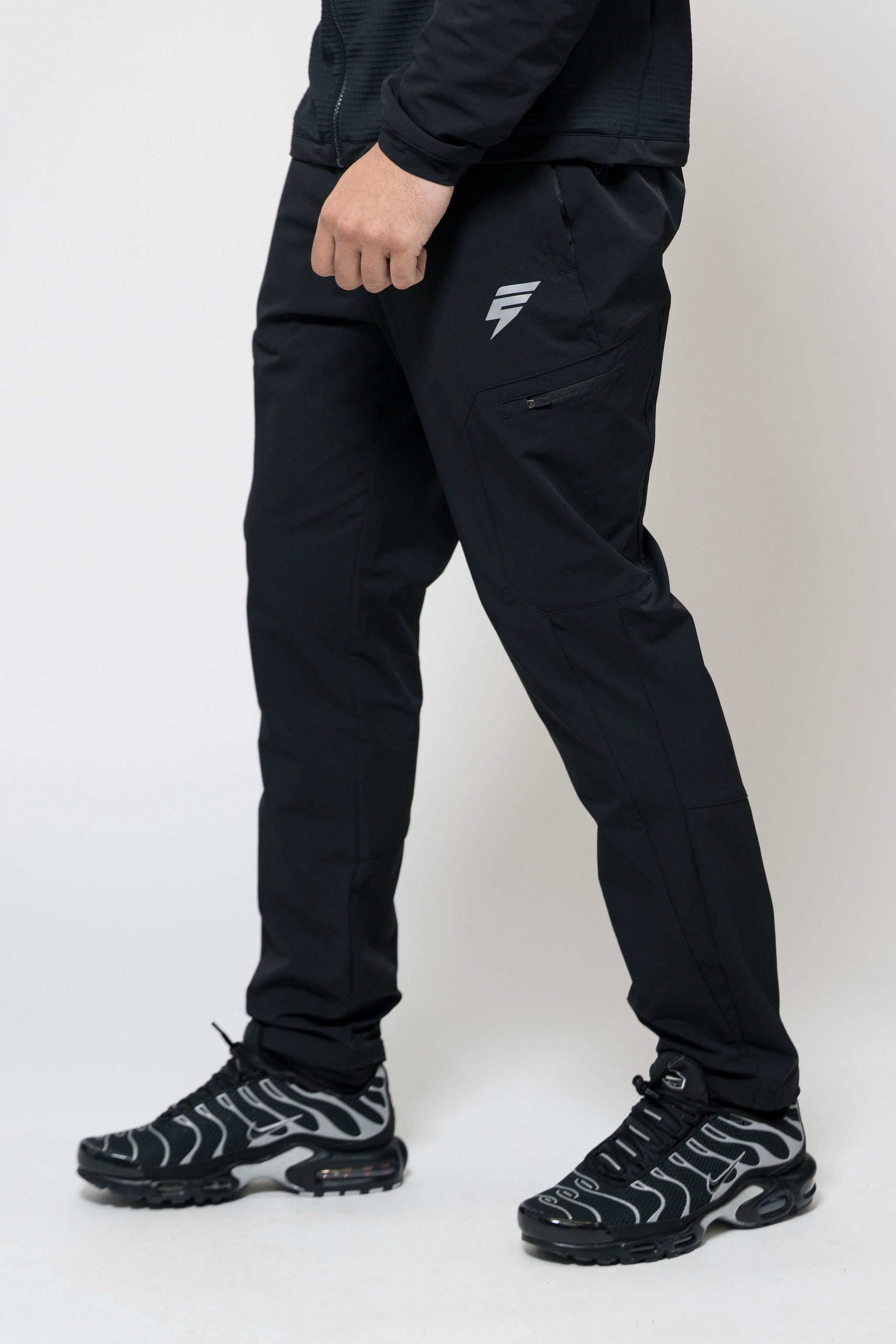 DELTA FLEECE TRACKSUIT - BLACK