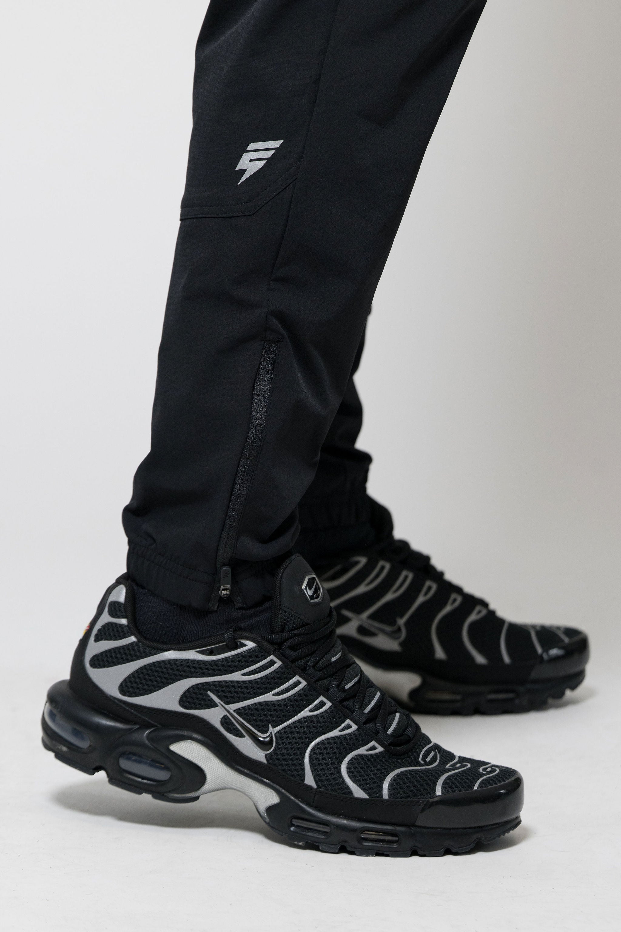 HYBRID TRACKSUIT - BLACK