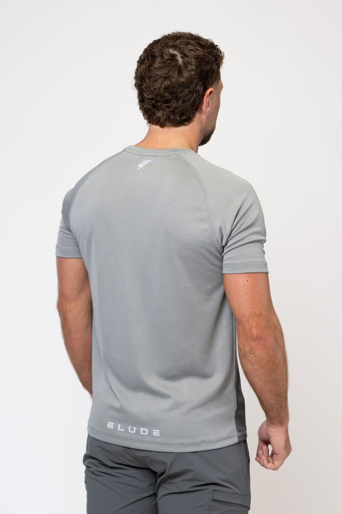 TRAIL TEE - DARK GREY/GREY
