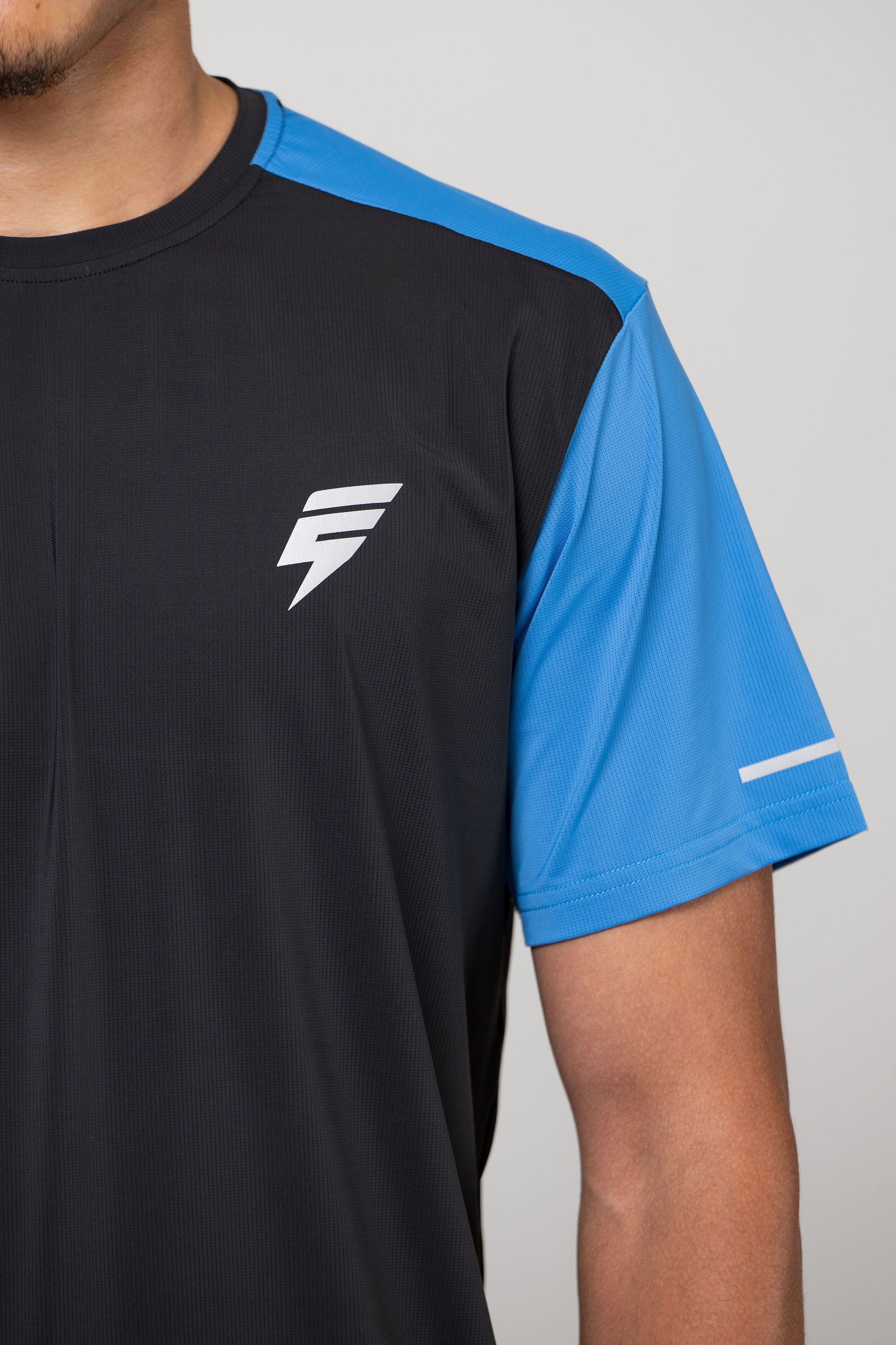 TRACK TEE - BLACK/NAUTICAL BLUE