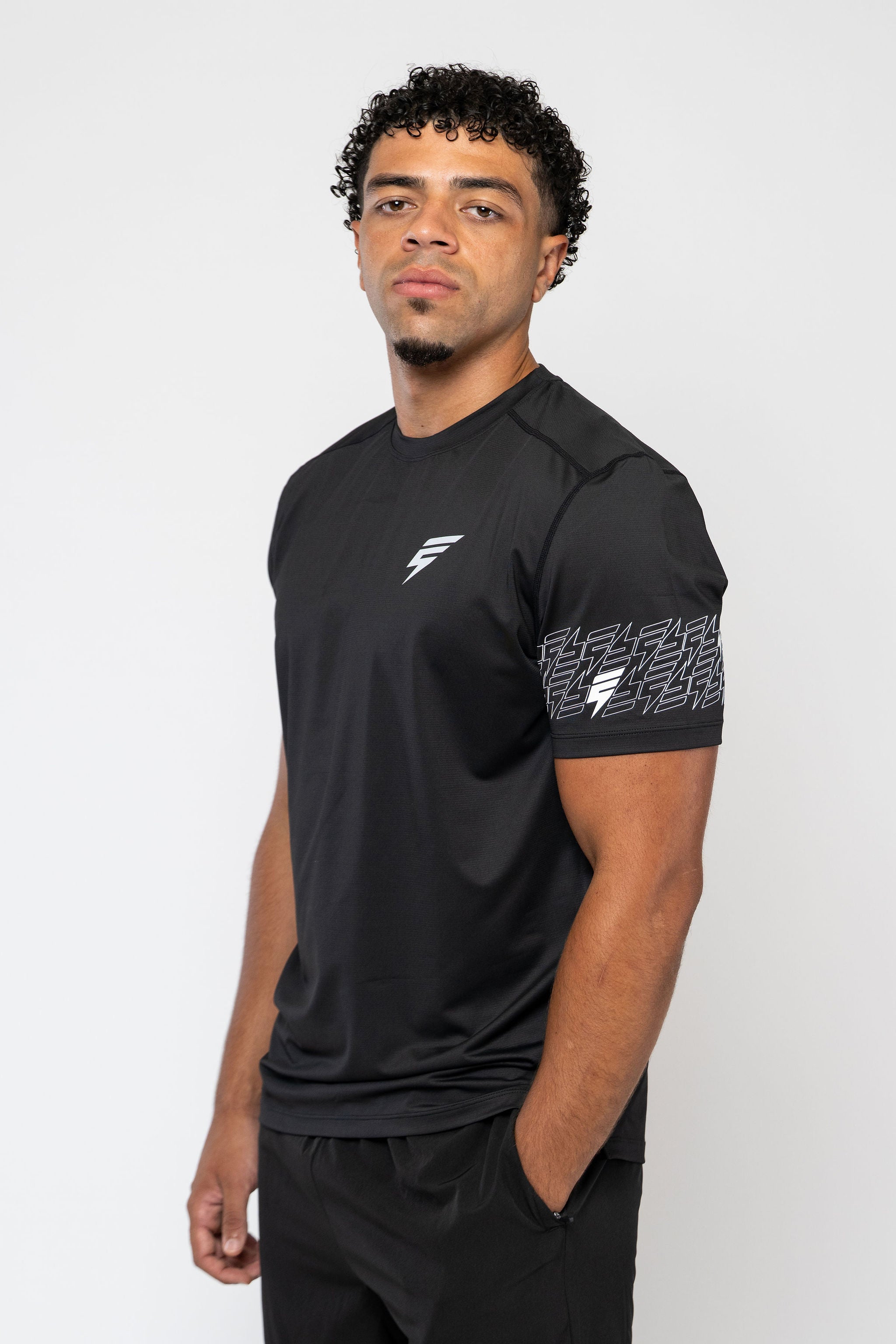 ICON TEE - BLACK/WHITE
