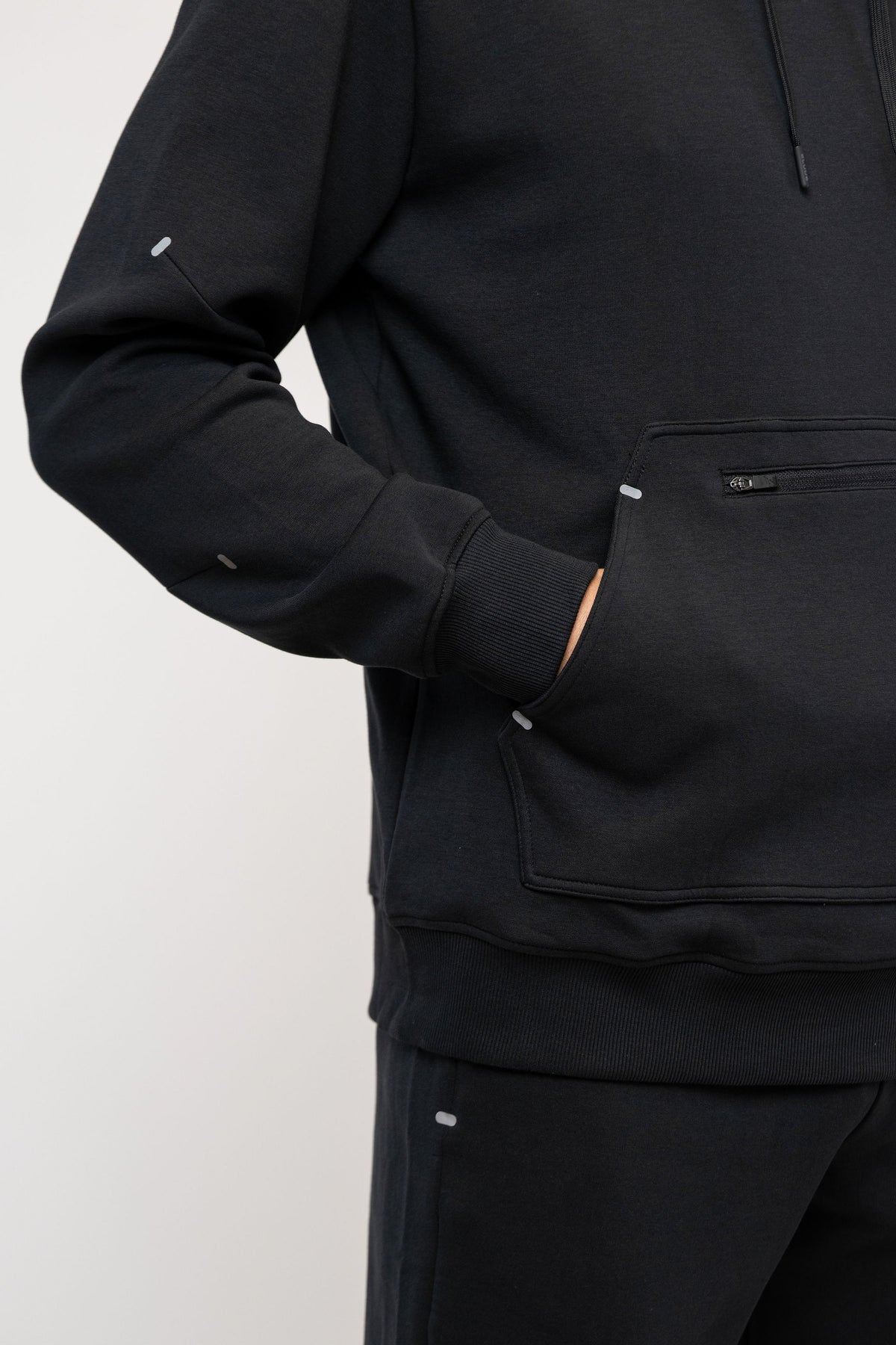HYPER FLEECE TRACKSUIT - BLACK