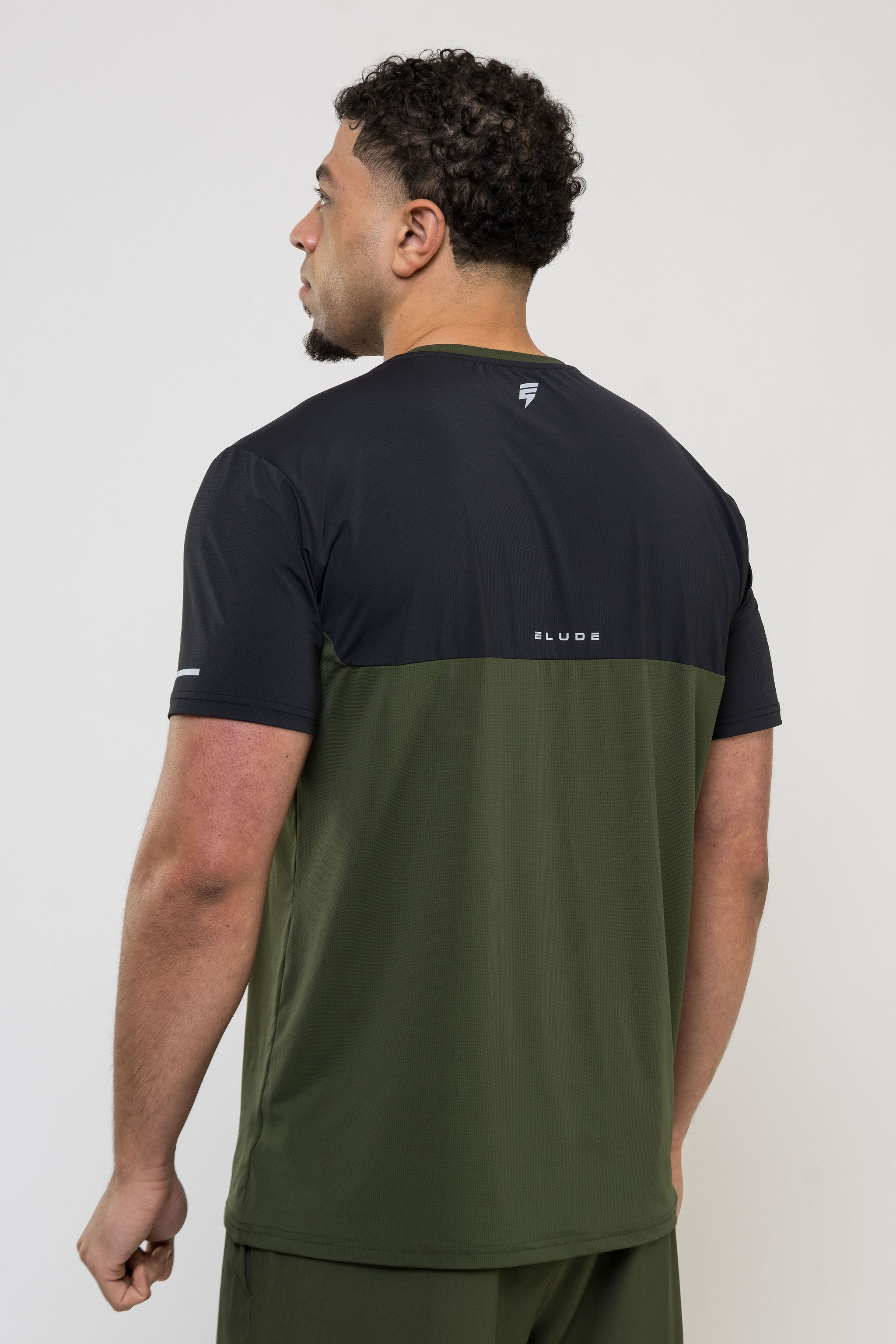 TRACK TEE - KHAKI/BLACK