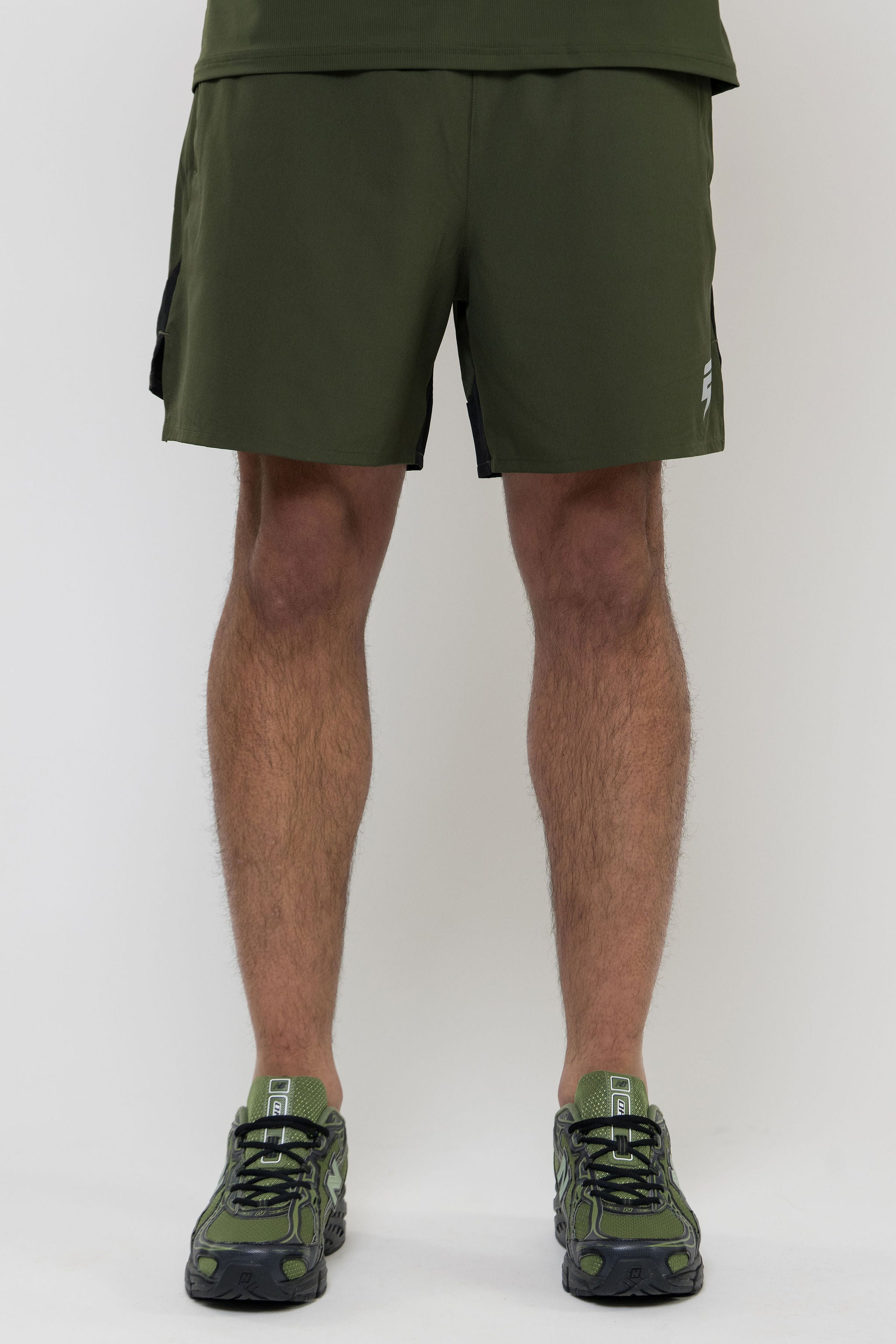 TRACK SHORT - KHAKI/BLACK