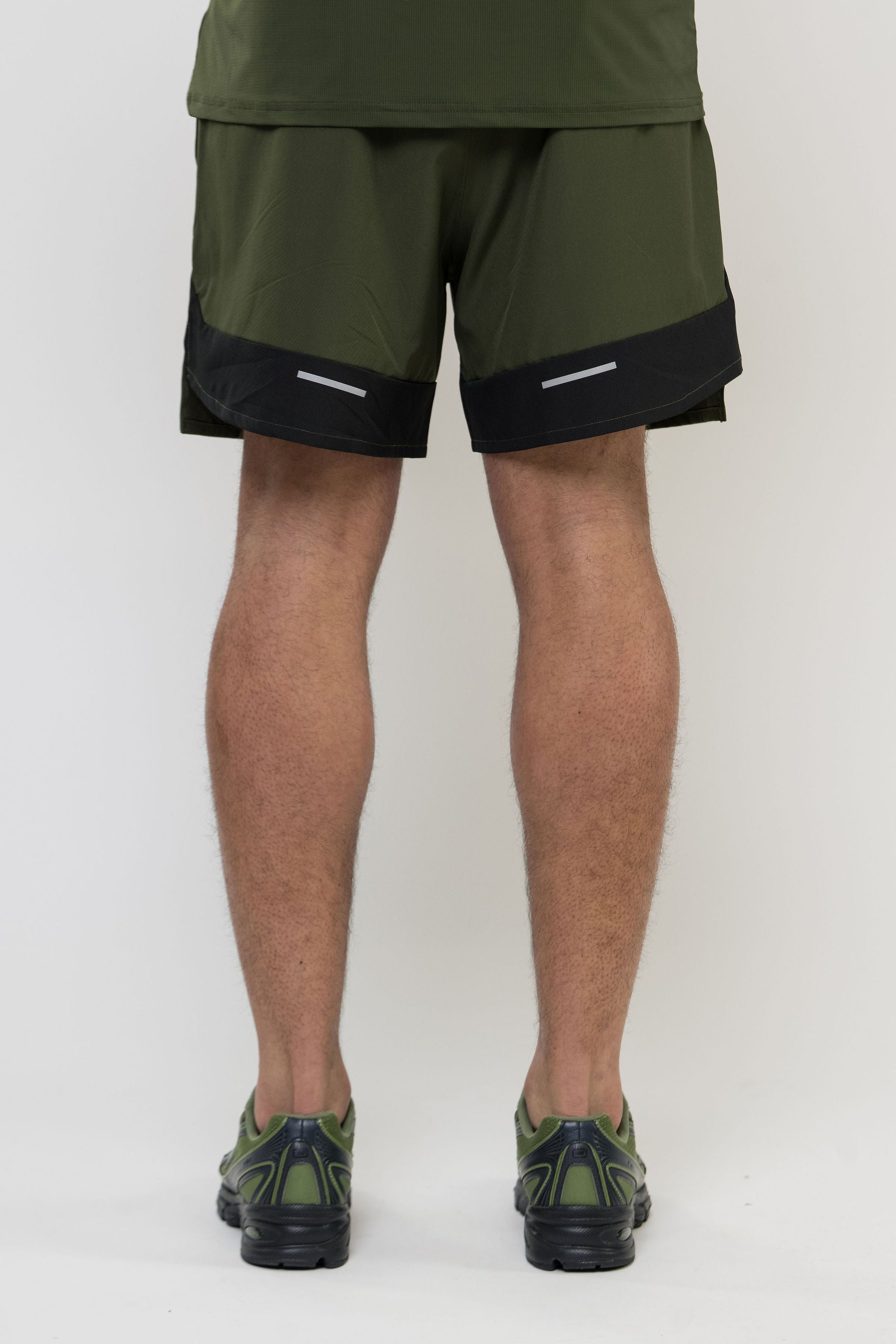 TRACK SHORT - KHAKI/BLACK