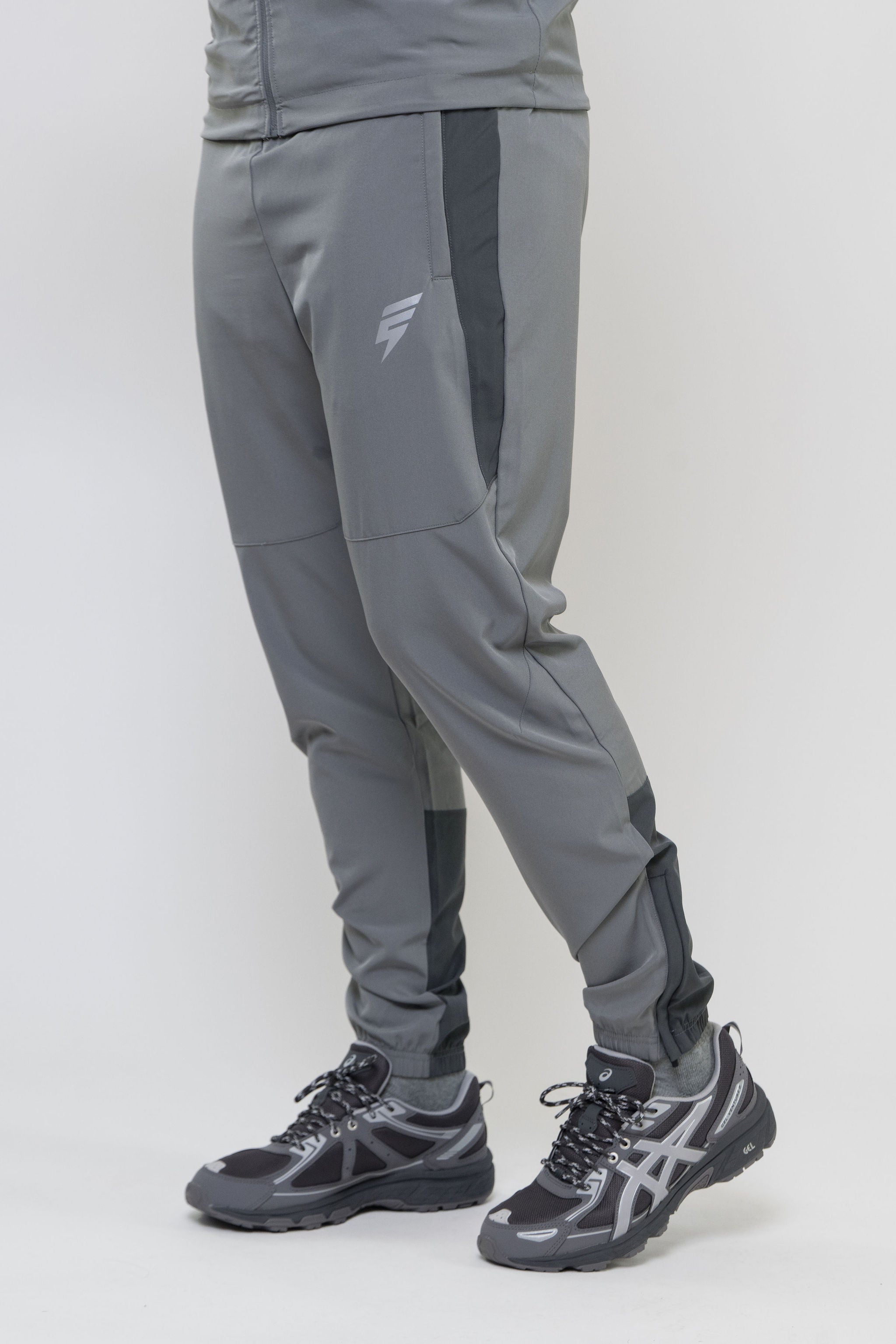 TRACK PANT - LIGHT GREY/GREY