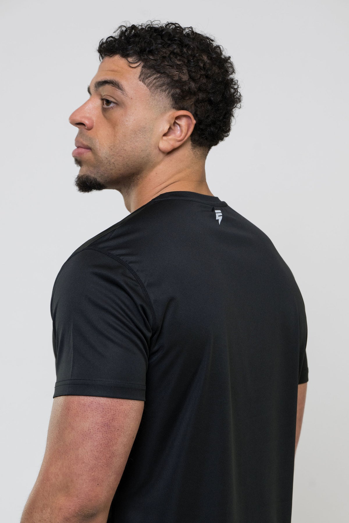CORE TEE - BLACK