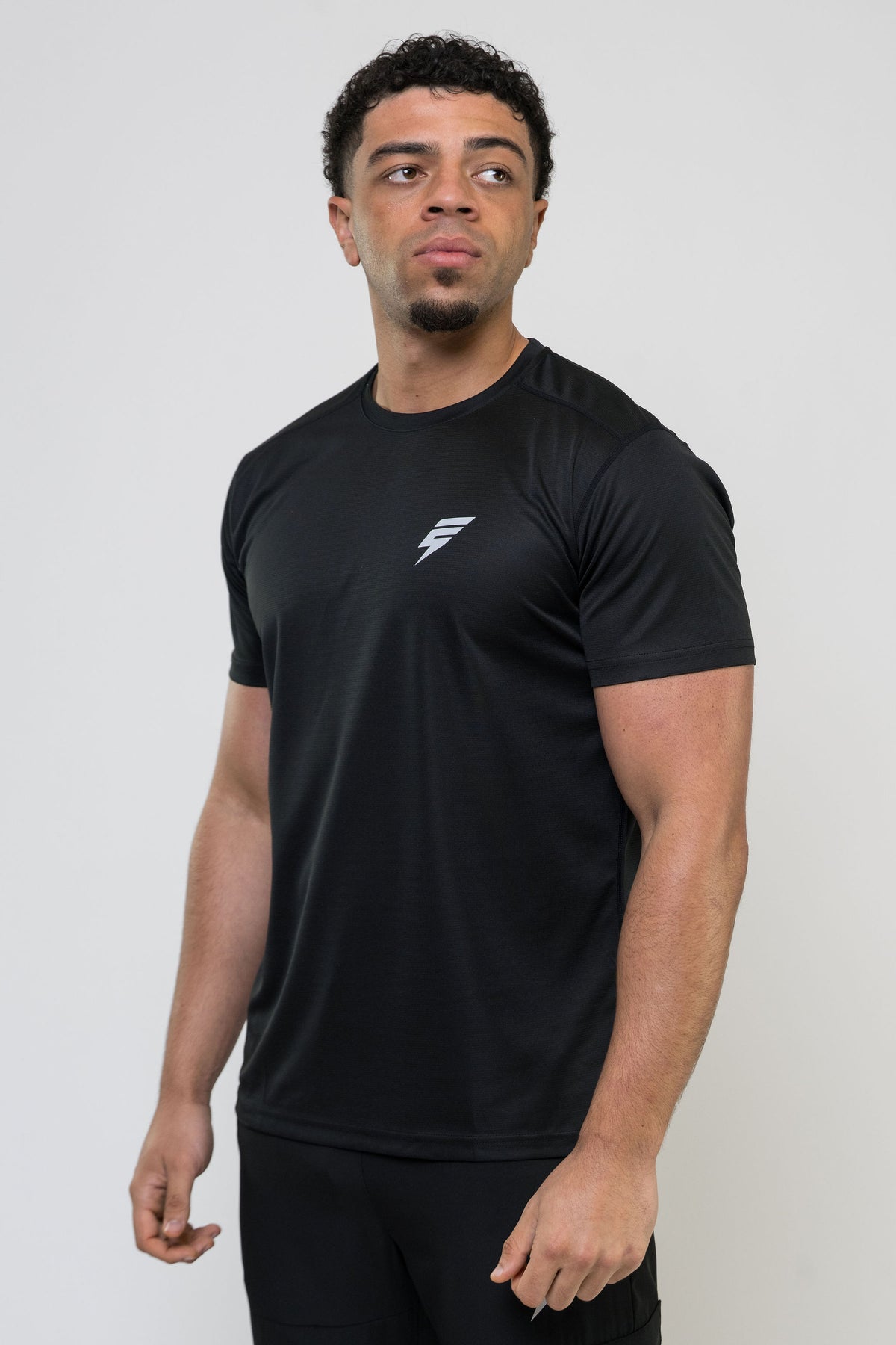 CORE TEE - BLACK