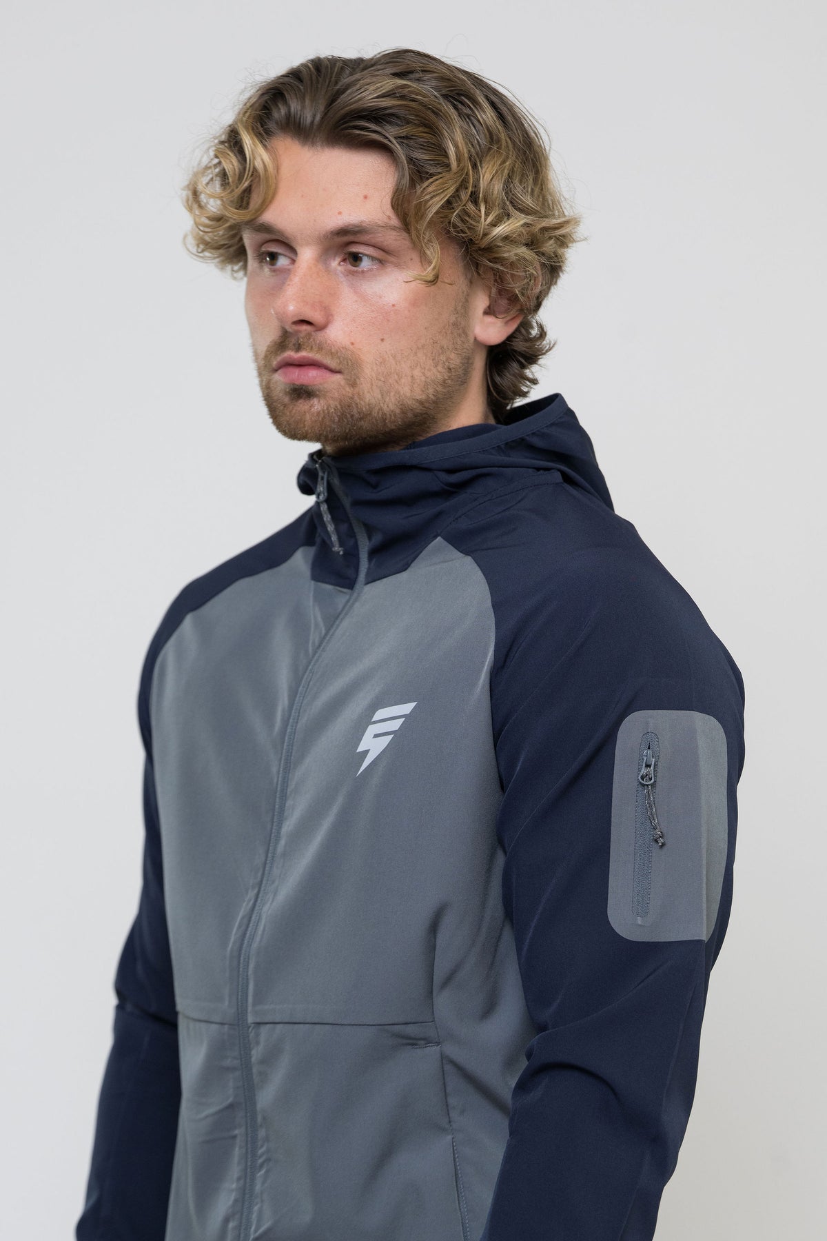 CORE JACKET - GREY/NAVY