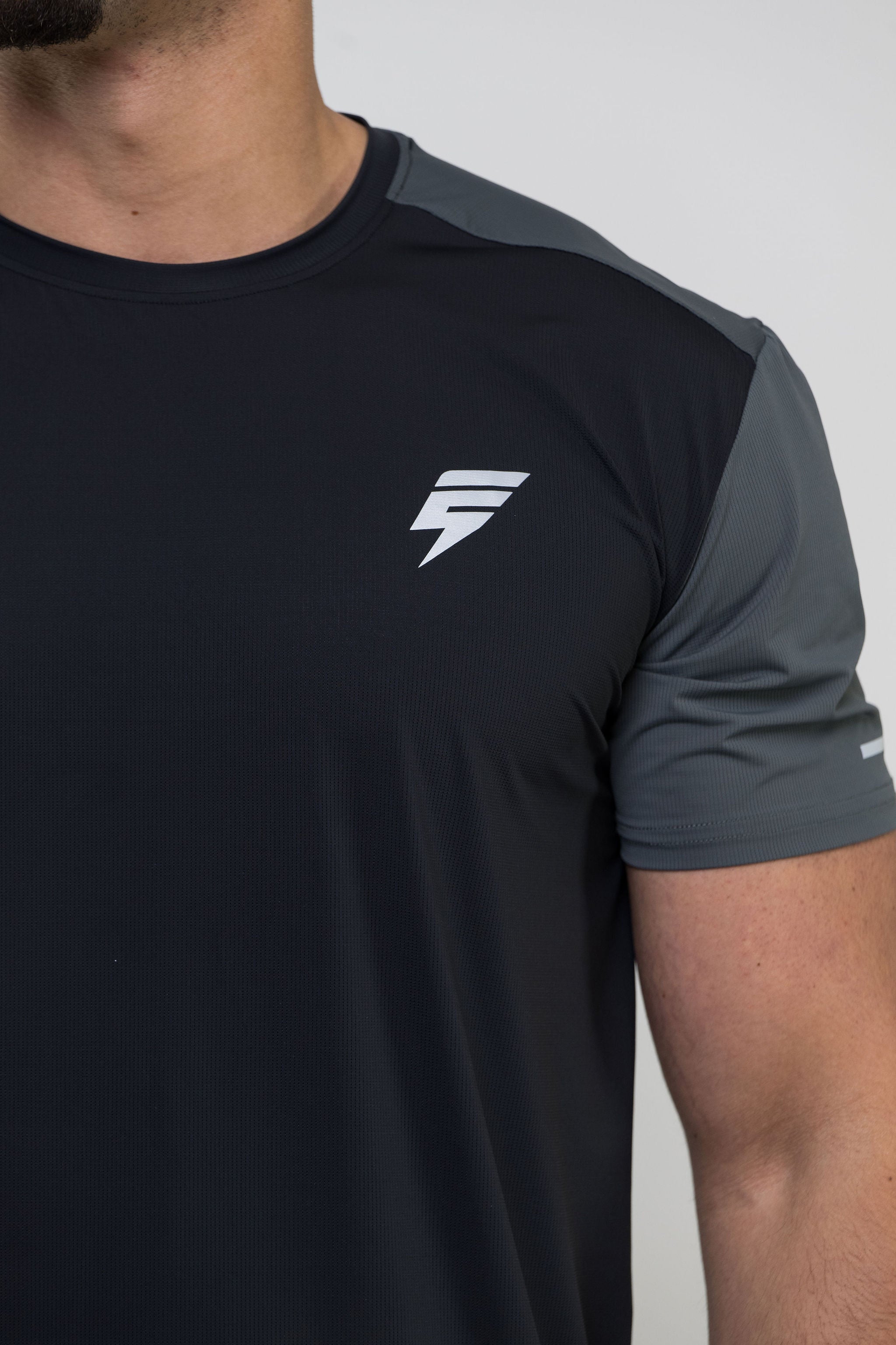 TRACK SHORT SET - BLACK/DARK GREY