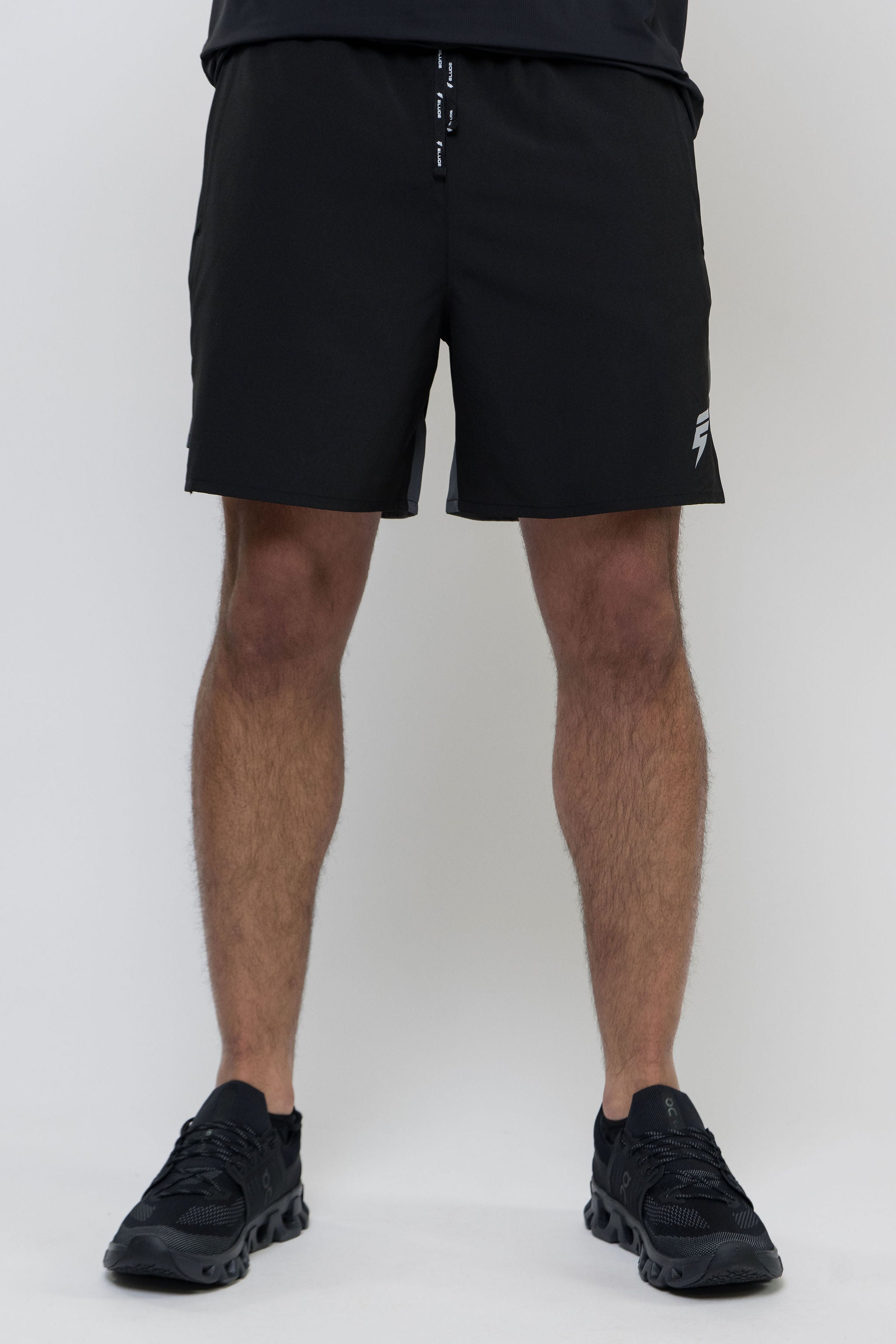 TRACK SHORT - BLACK/DARK GREY