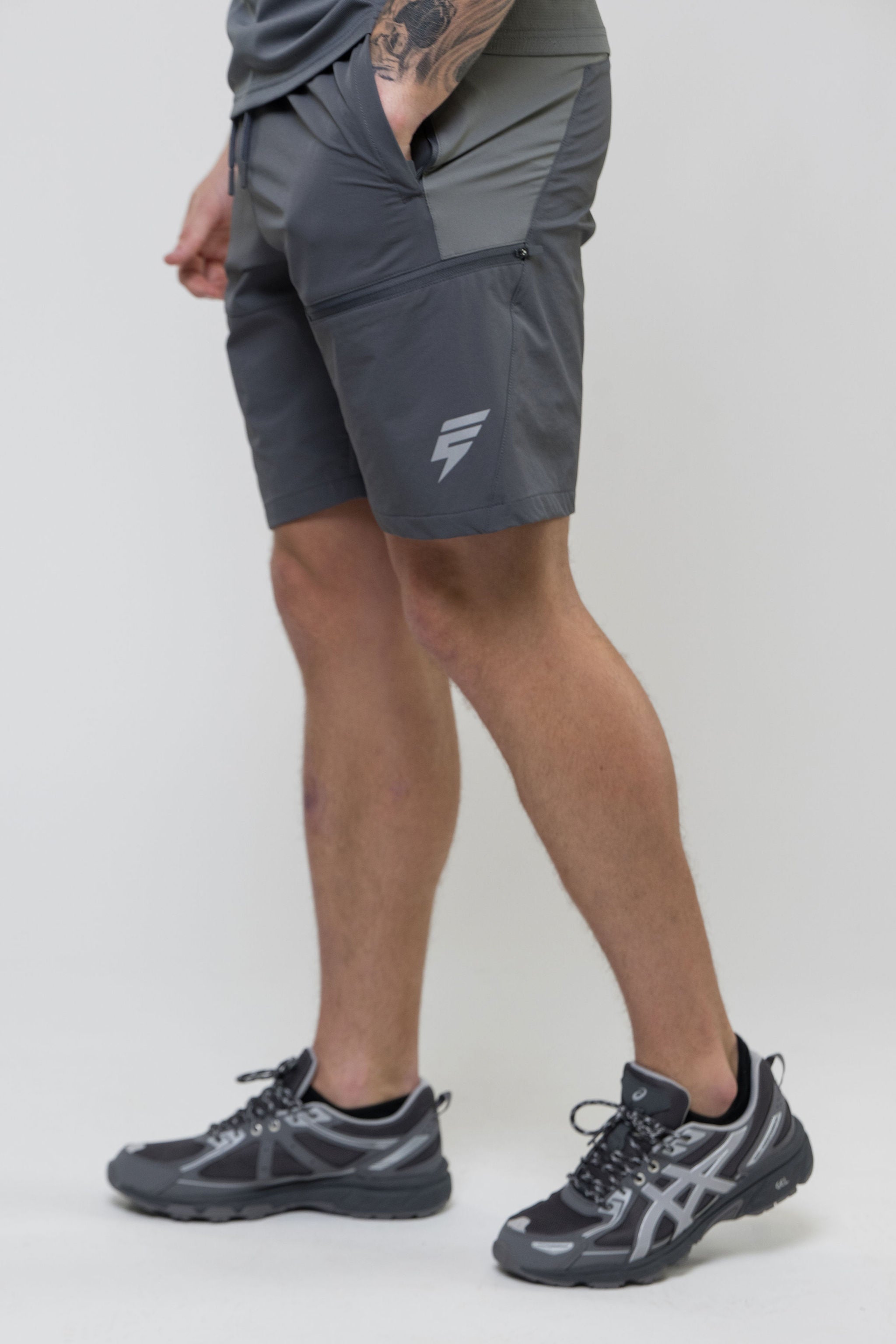 TECH SHORT SET - GREY