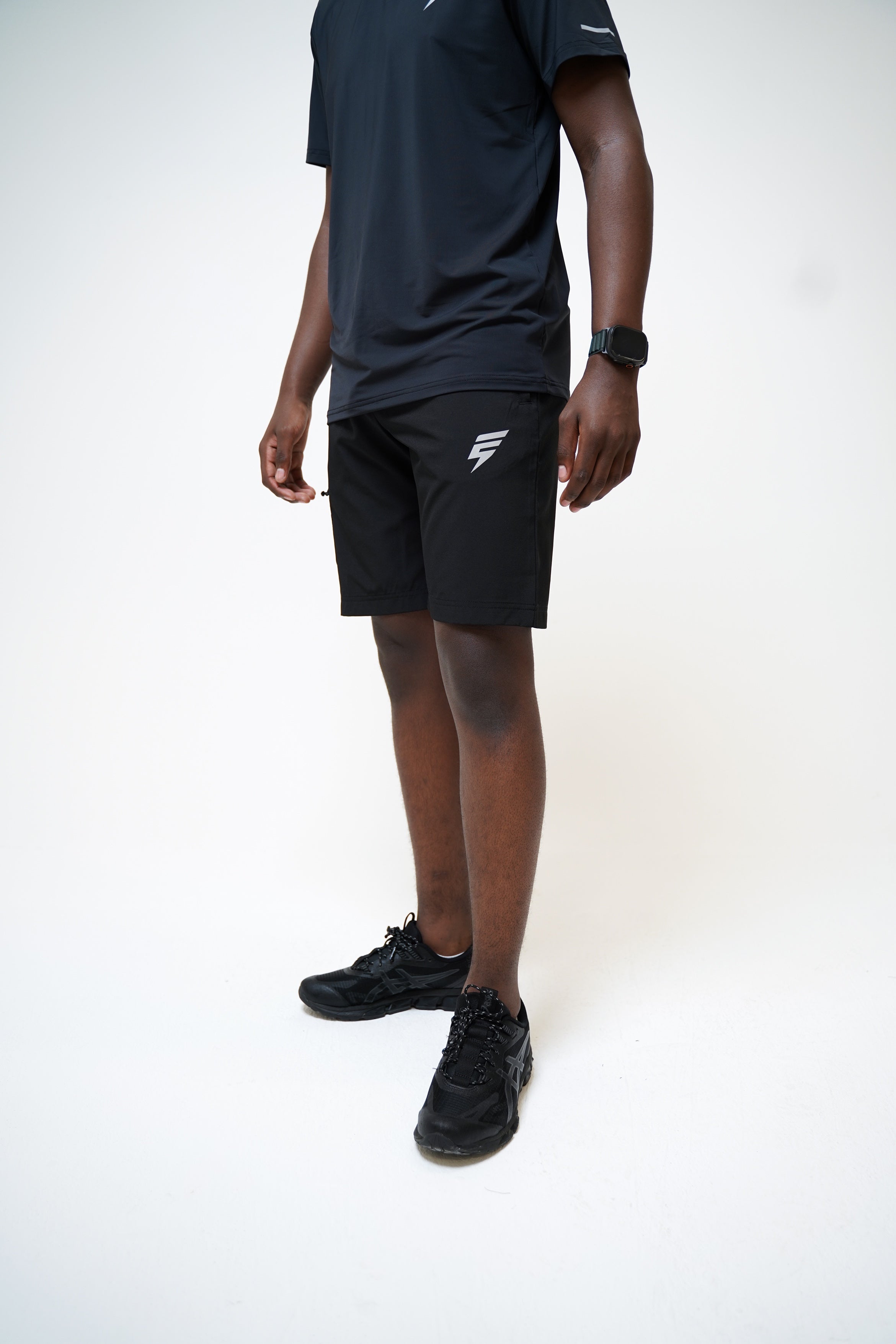 CORE CARGO SHORT - BLACK
