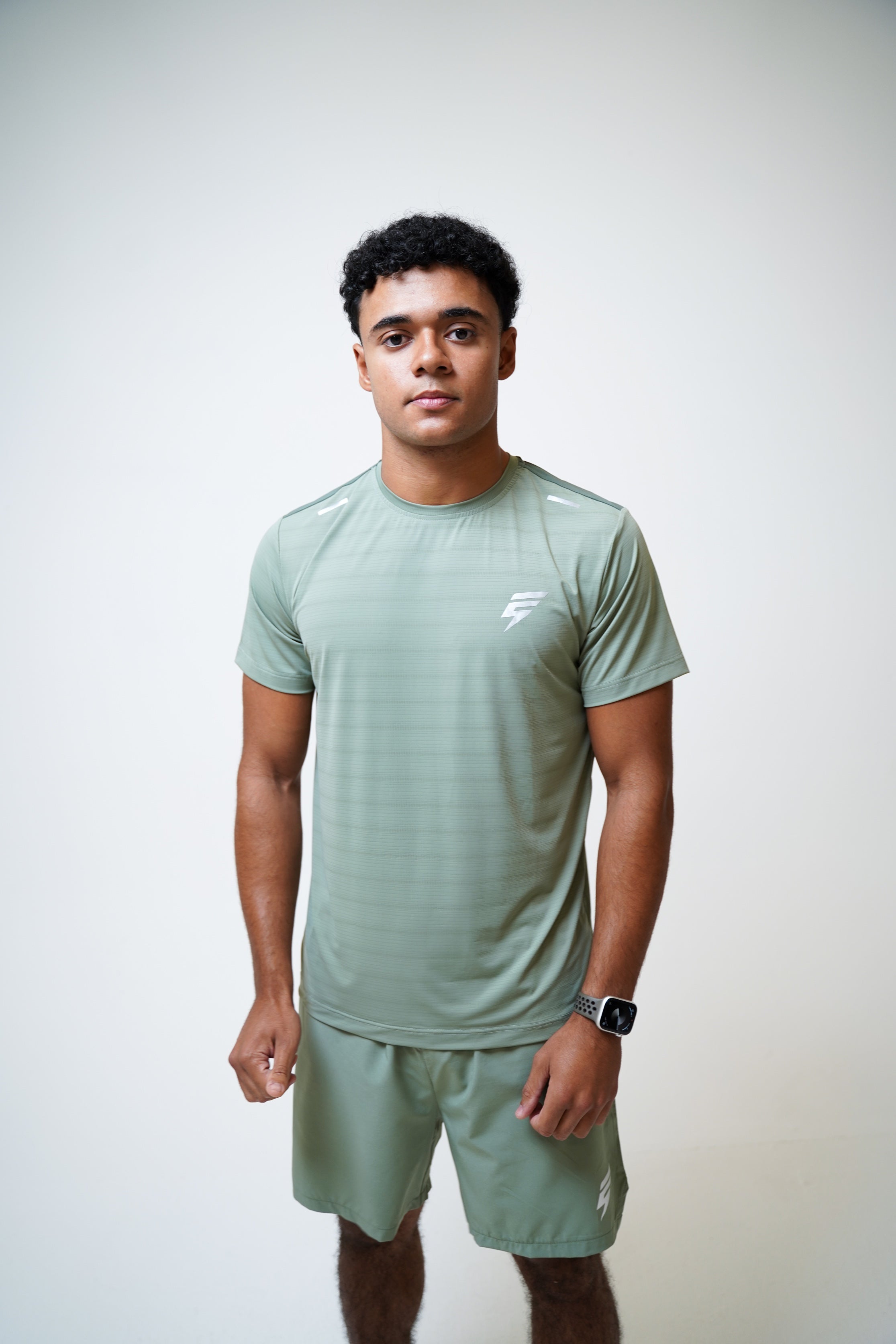 VENT TEE - OLIVE