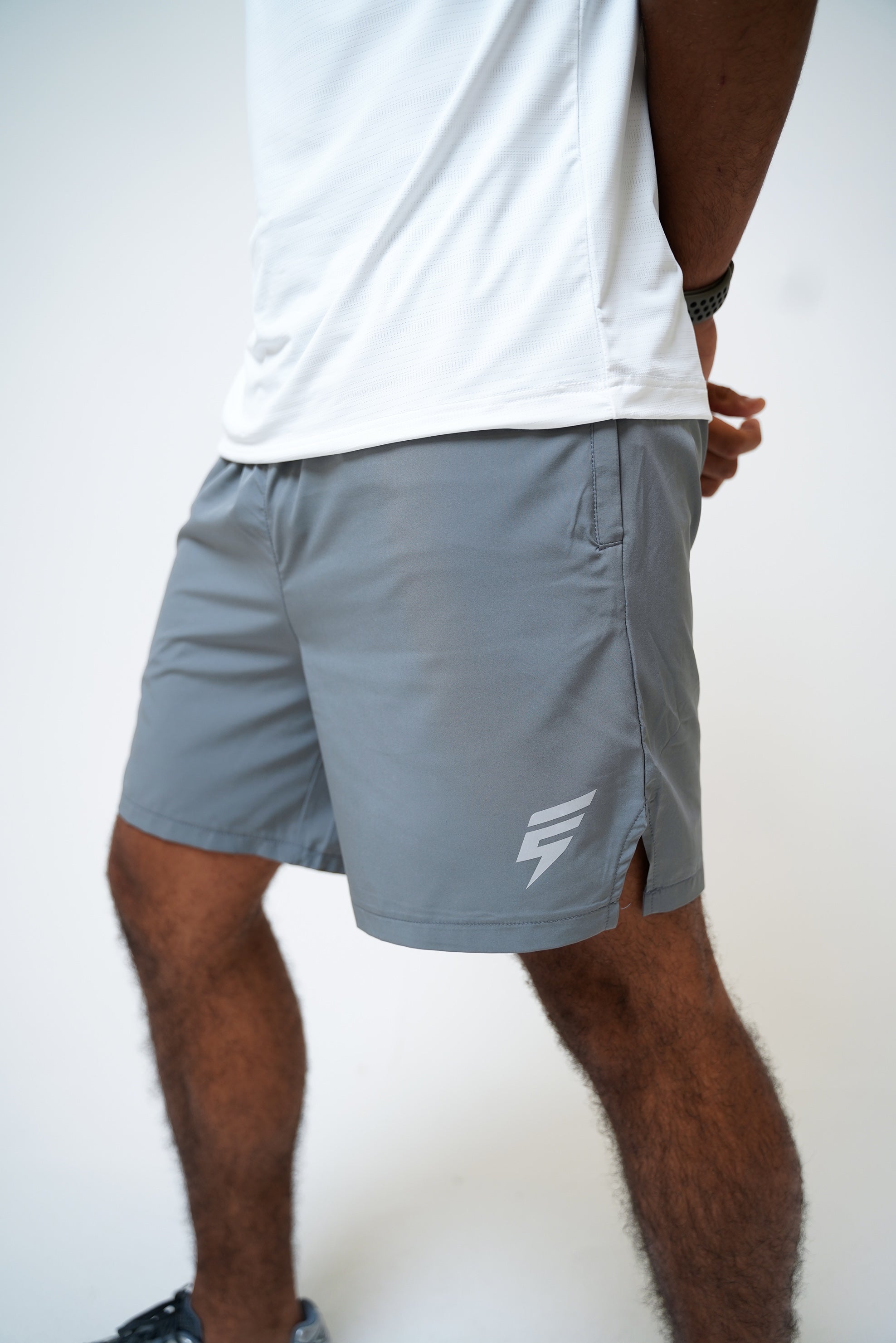 VENT SHORTS - GREY