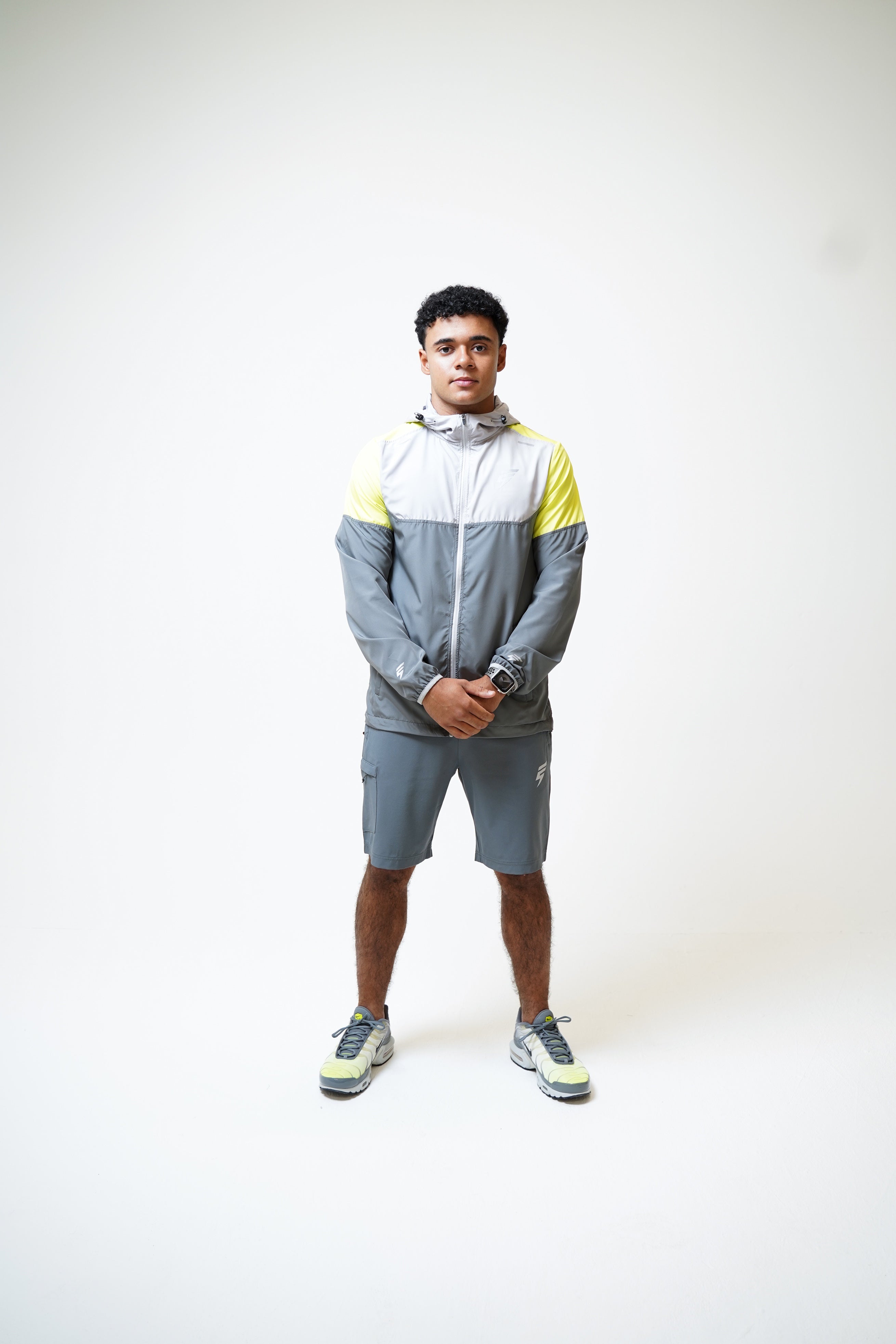 CORE WINDBREAKER SET - GREY/LIME