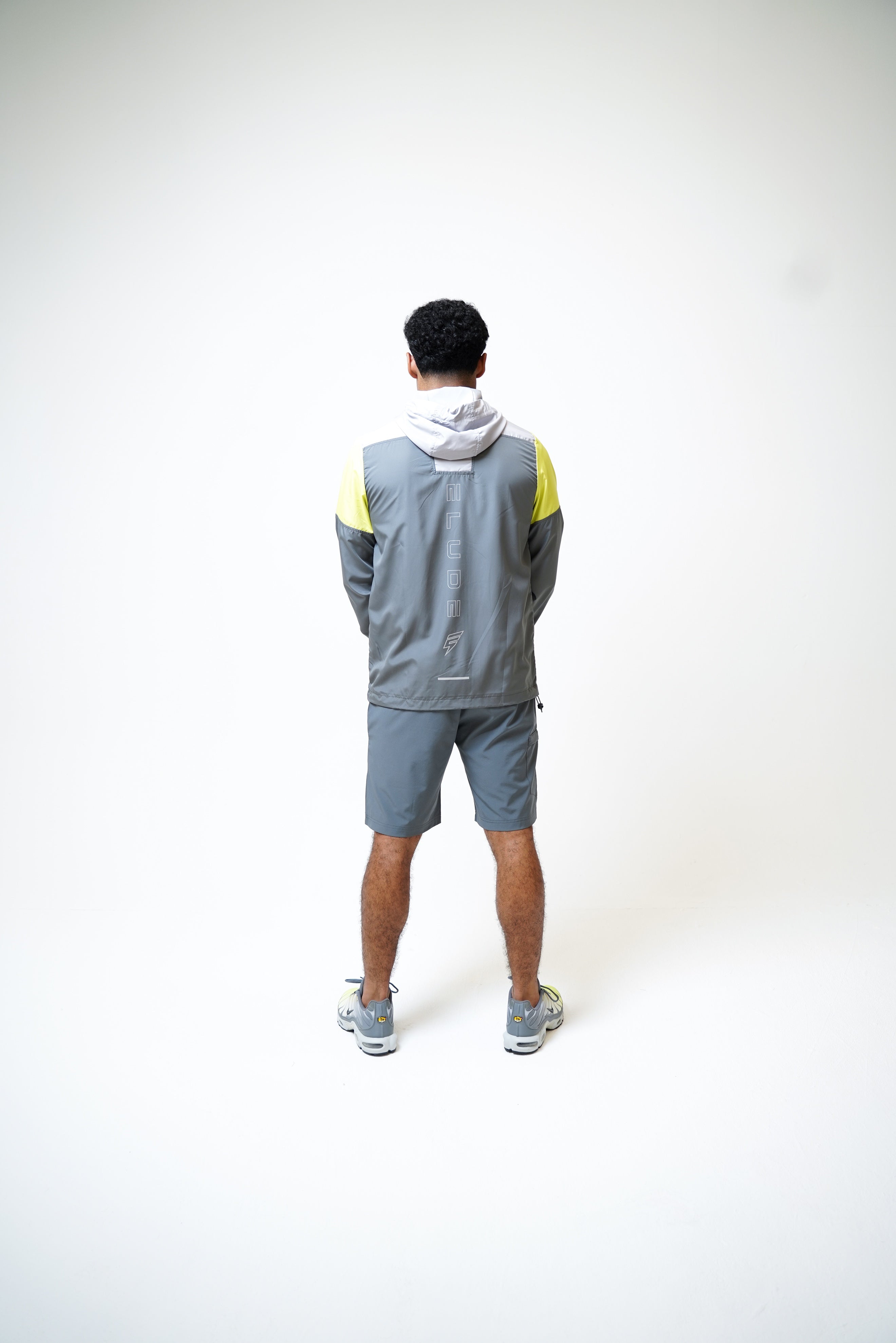 CORE WINDBREAKER SET - GREY/LIME