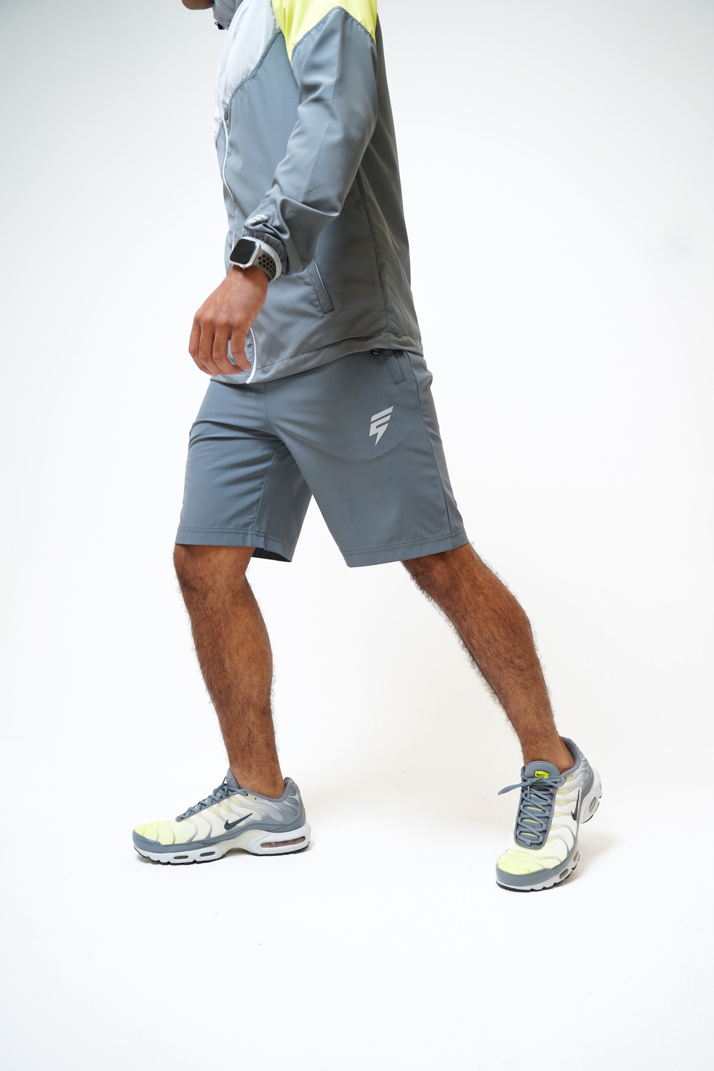 CORE WINDBREAKER SET - GREY/LIME