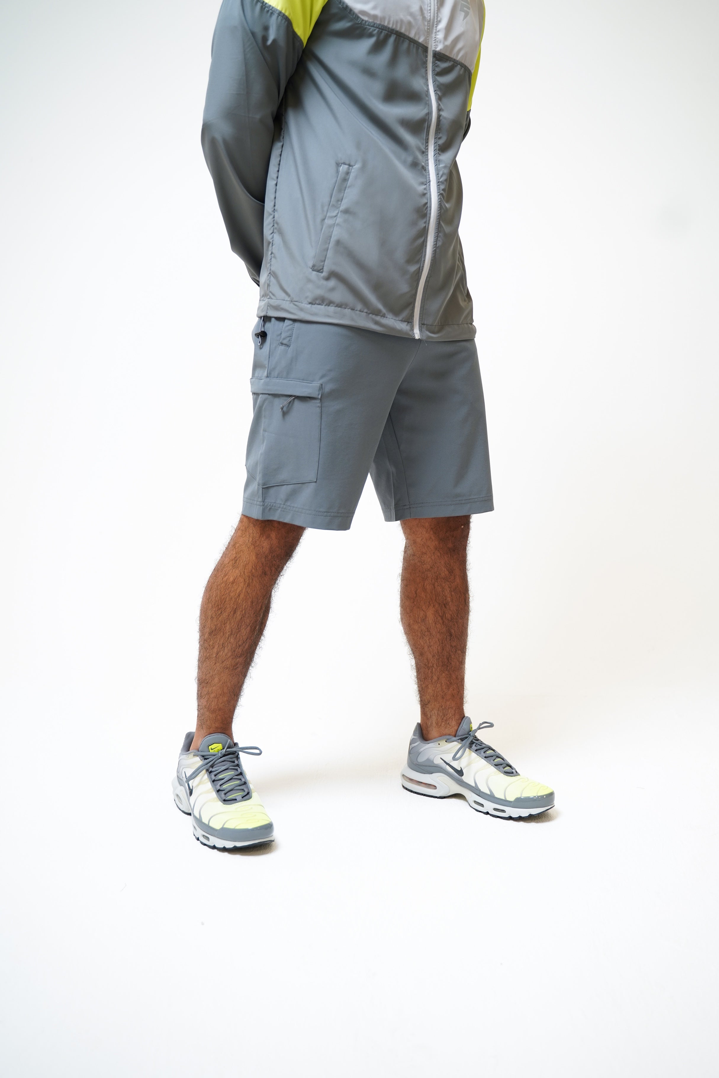 CORE WINDBREAKER SET - GREY/LIME