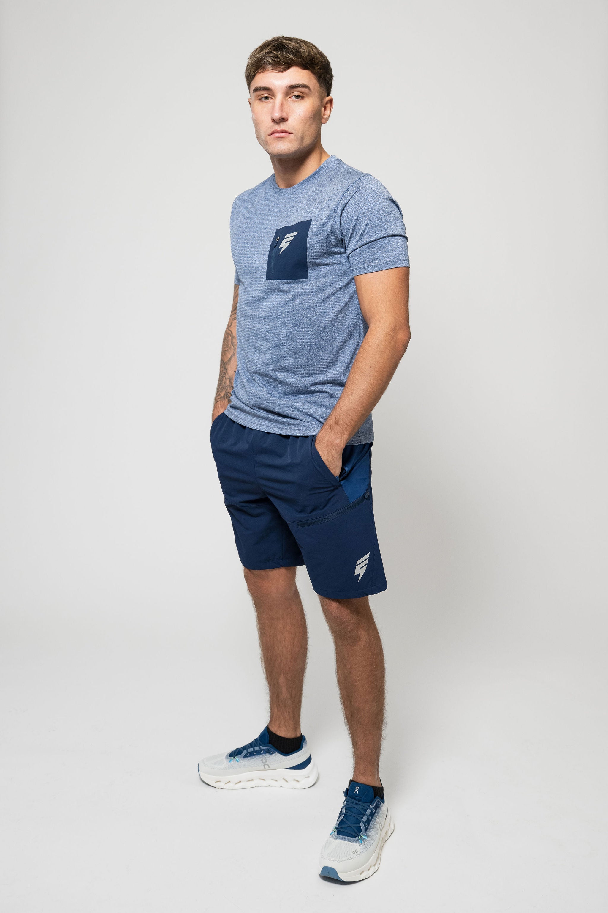 APEX SHORT - NAVY/BLUE