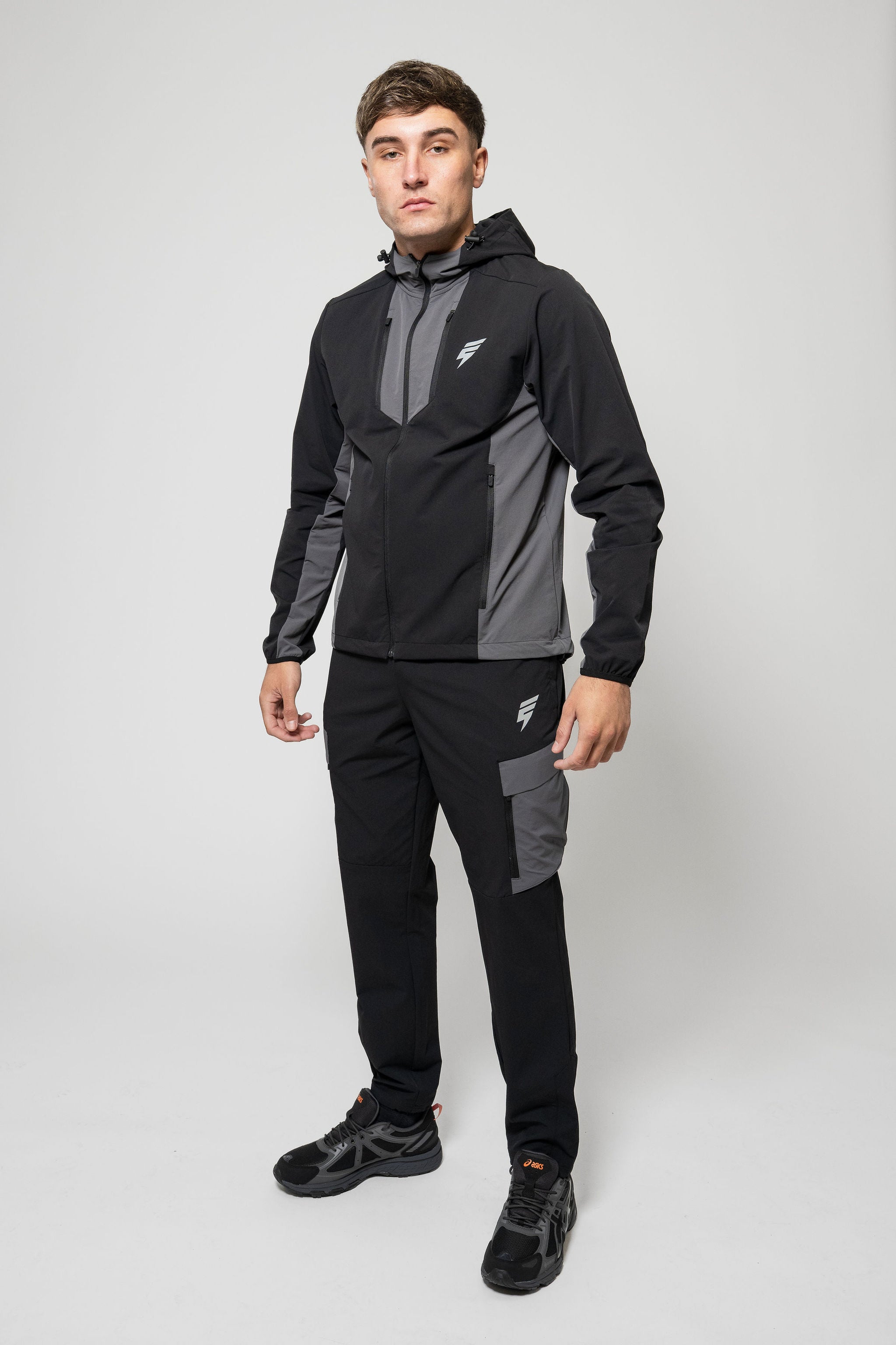 PEAK TRACKSUIT - BLACK/COAL