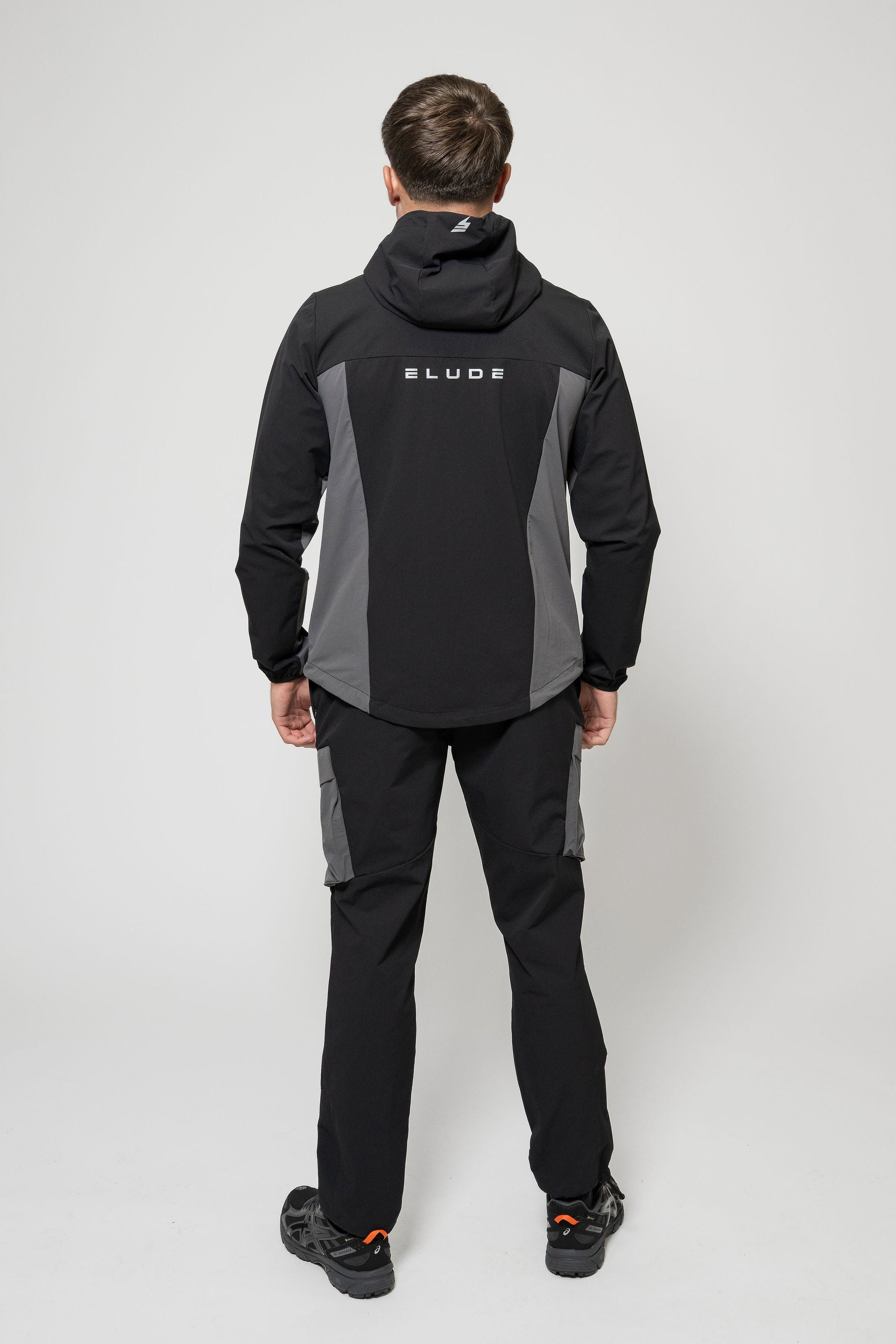 PEAK TRACKSUIT - BLACK/COAL