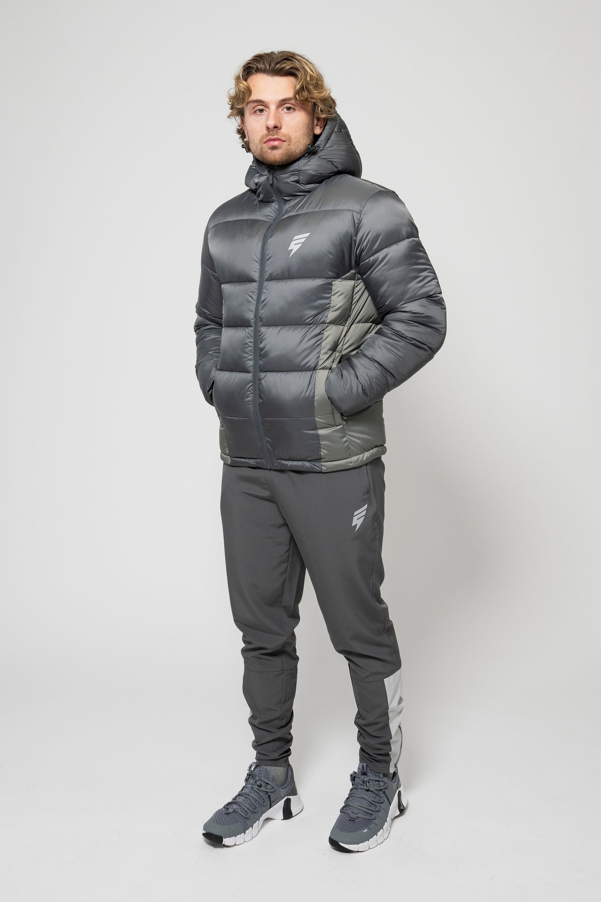 POLAR COAT - COAL/GREY