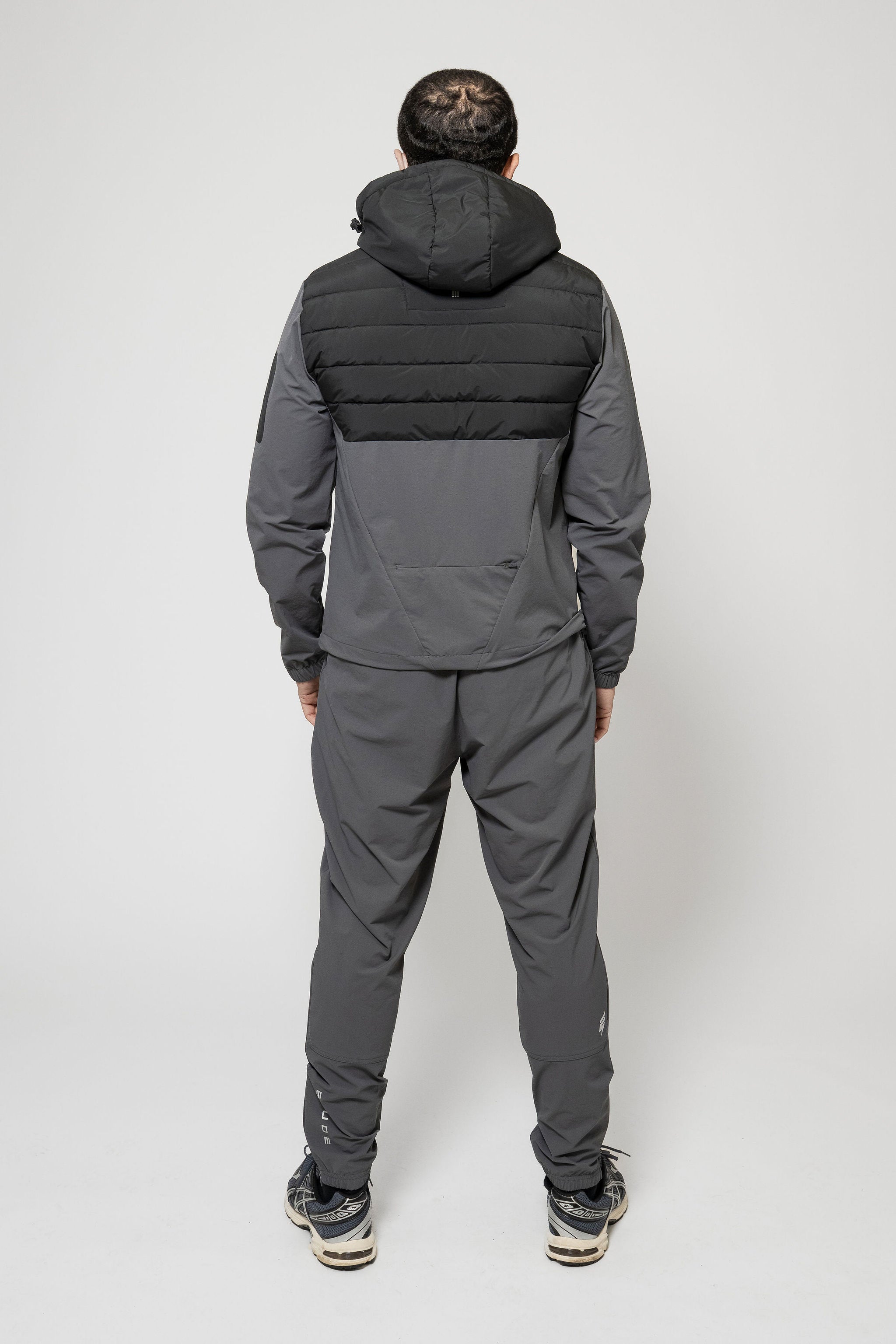 HYBRID TRACKSUIT - COAL/BLACK