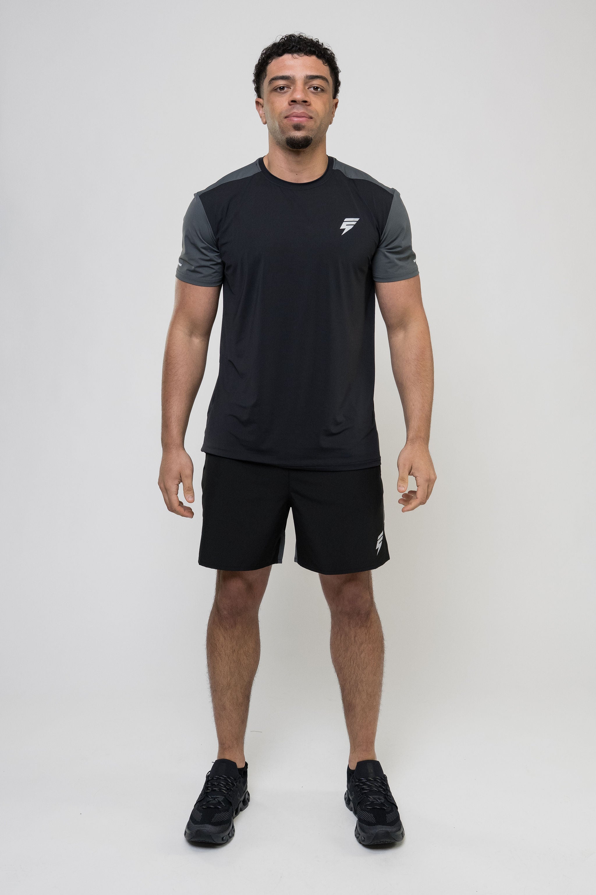 TRACK SHORT SET - BLACK/DARK GREY