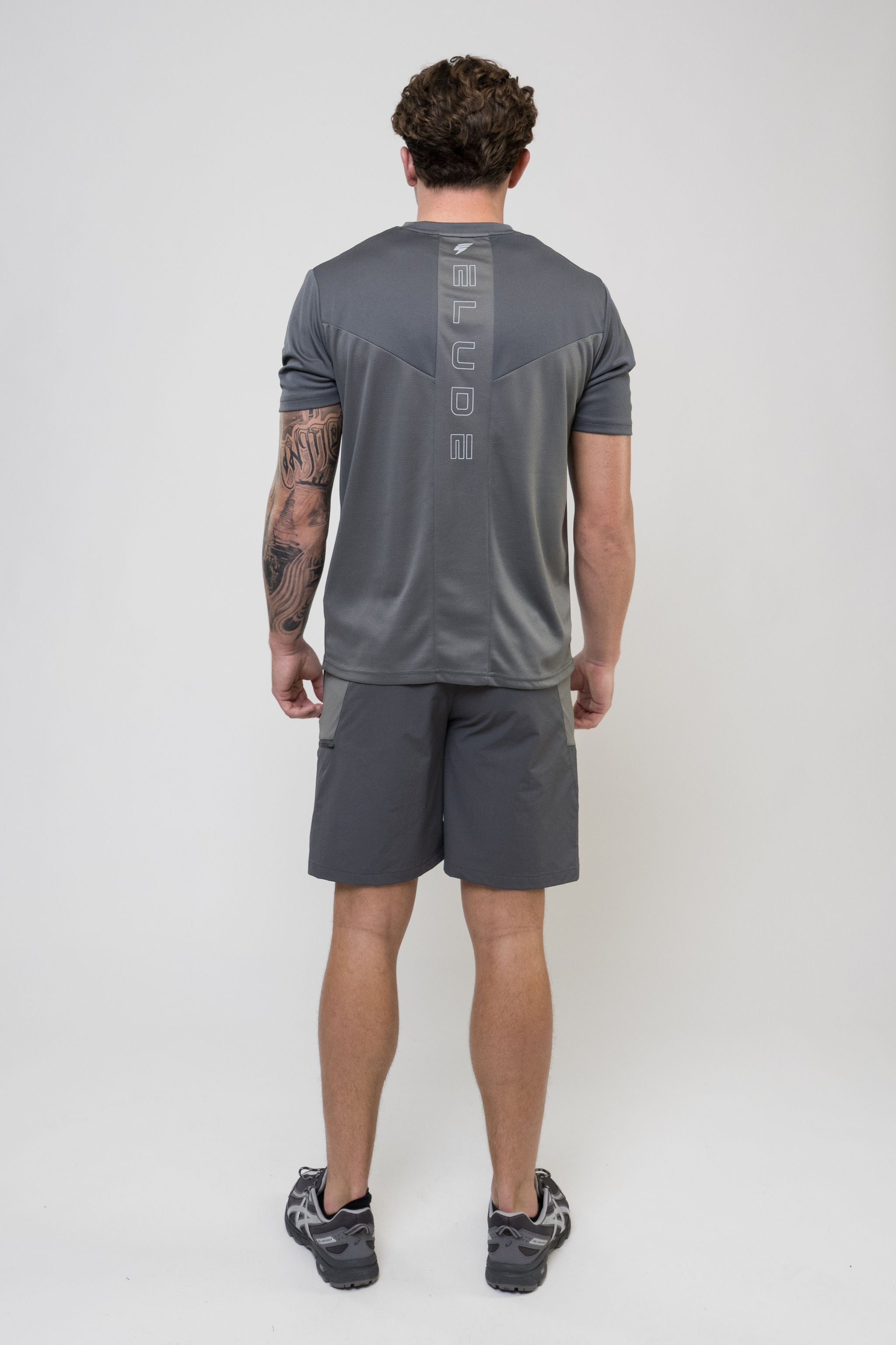 TECH SHORT SET - GREY