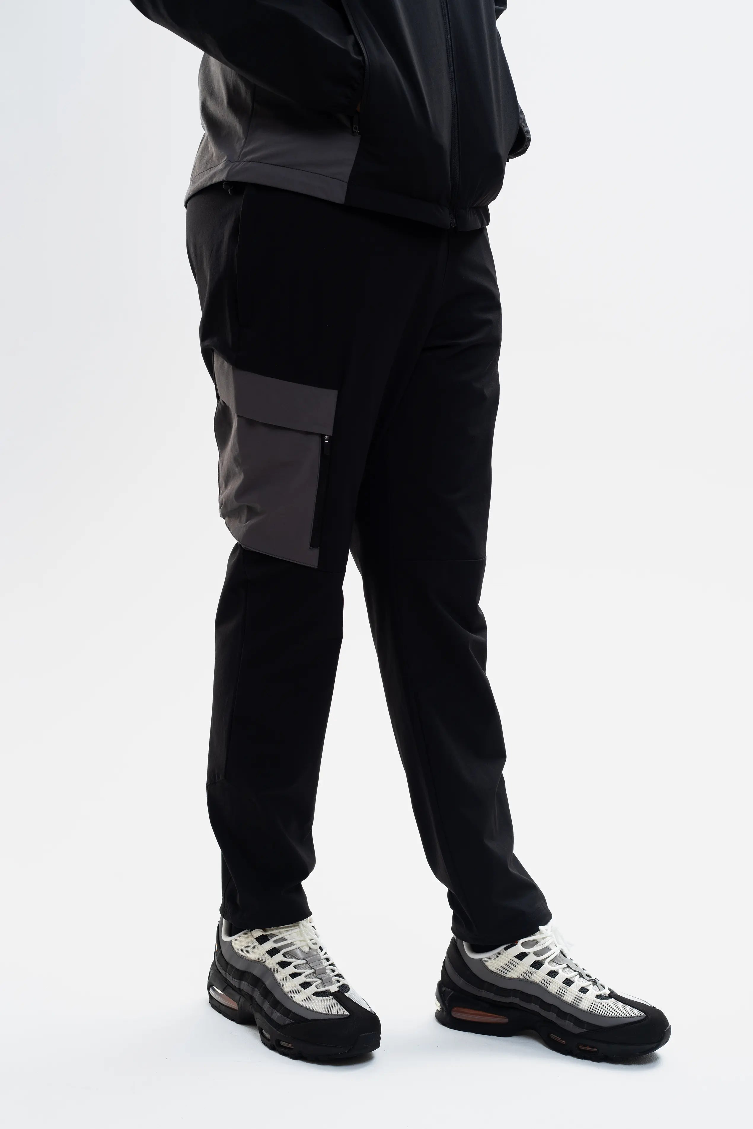 PEAK PANT - BLACK/COAL