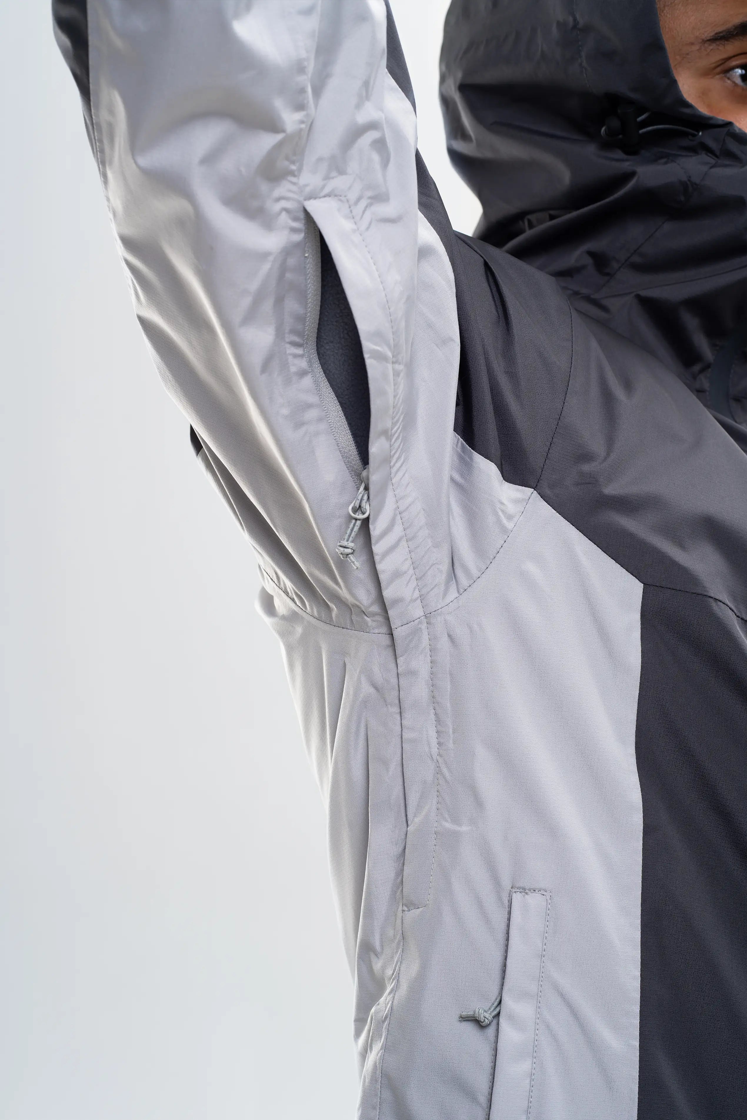 STORM TRAIL TRACKSUIT - LIGHT GREY/COAL