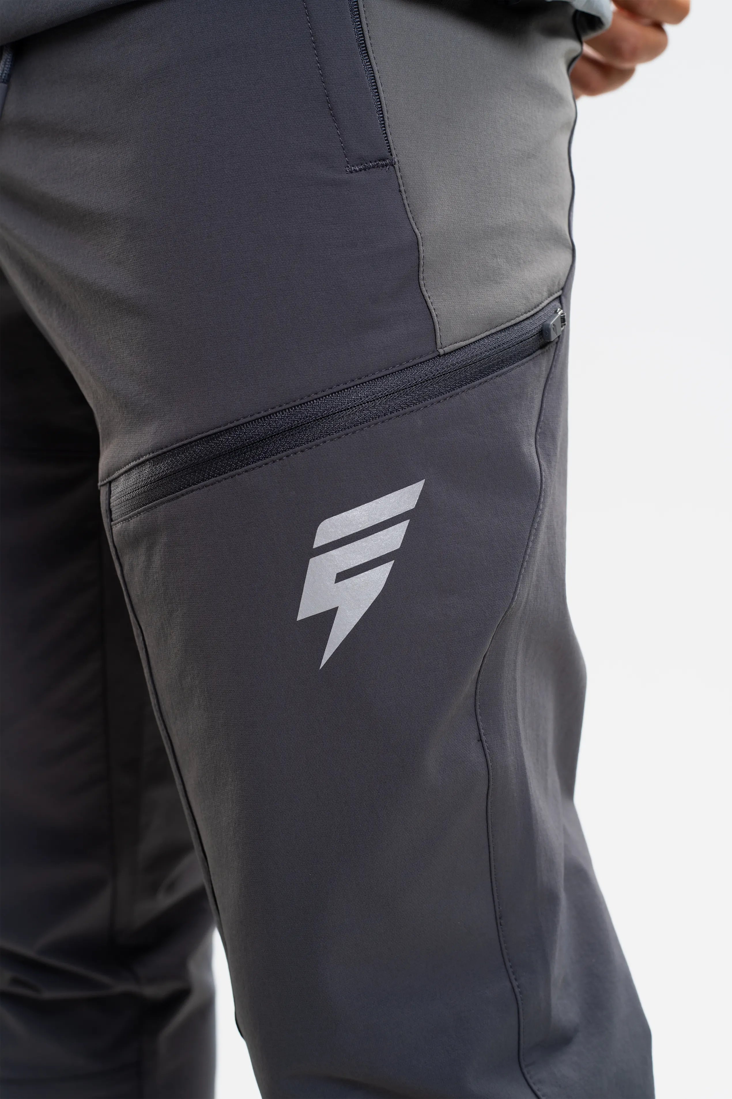 APEX TRACKSUIT - COAL/GREY/LIGHT GREY