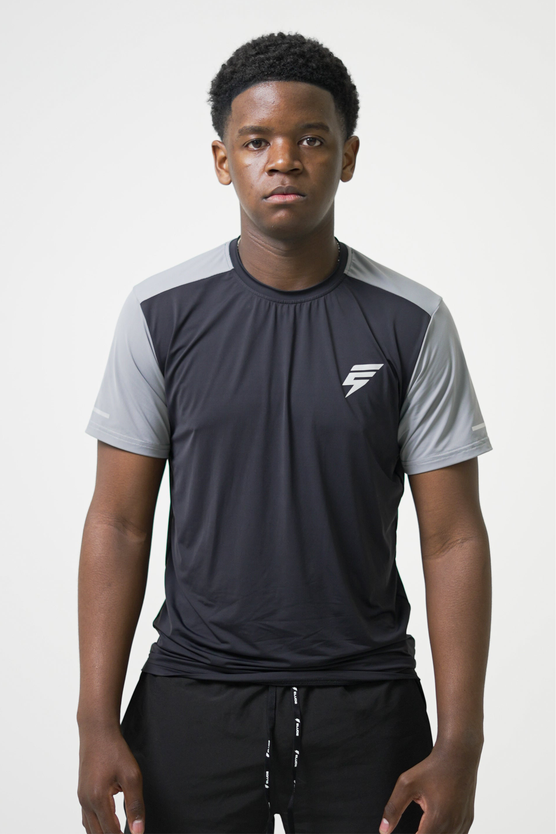 SPLIT TEE - BLACK/LIGHT GREY