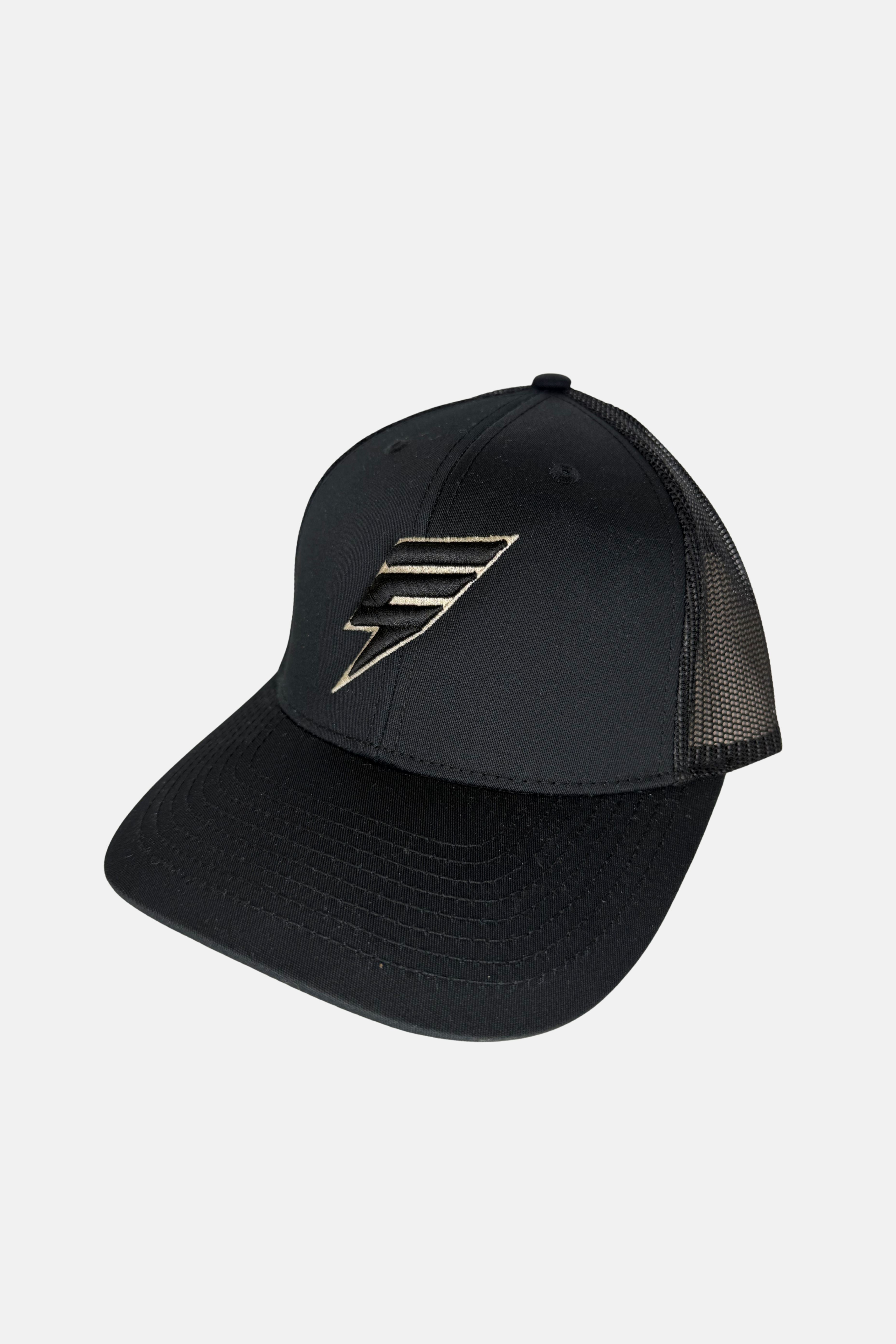 ELUDE TRUCKER CAP - BLACK/SAND