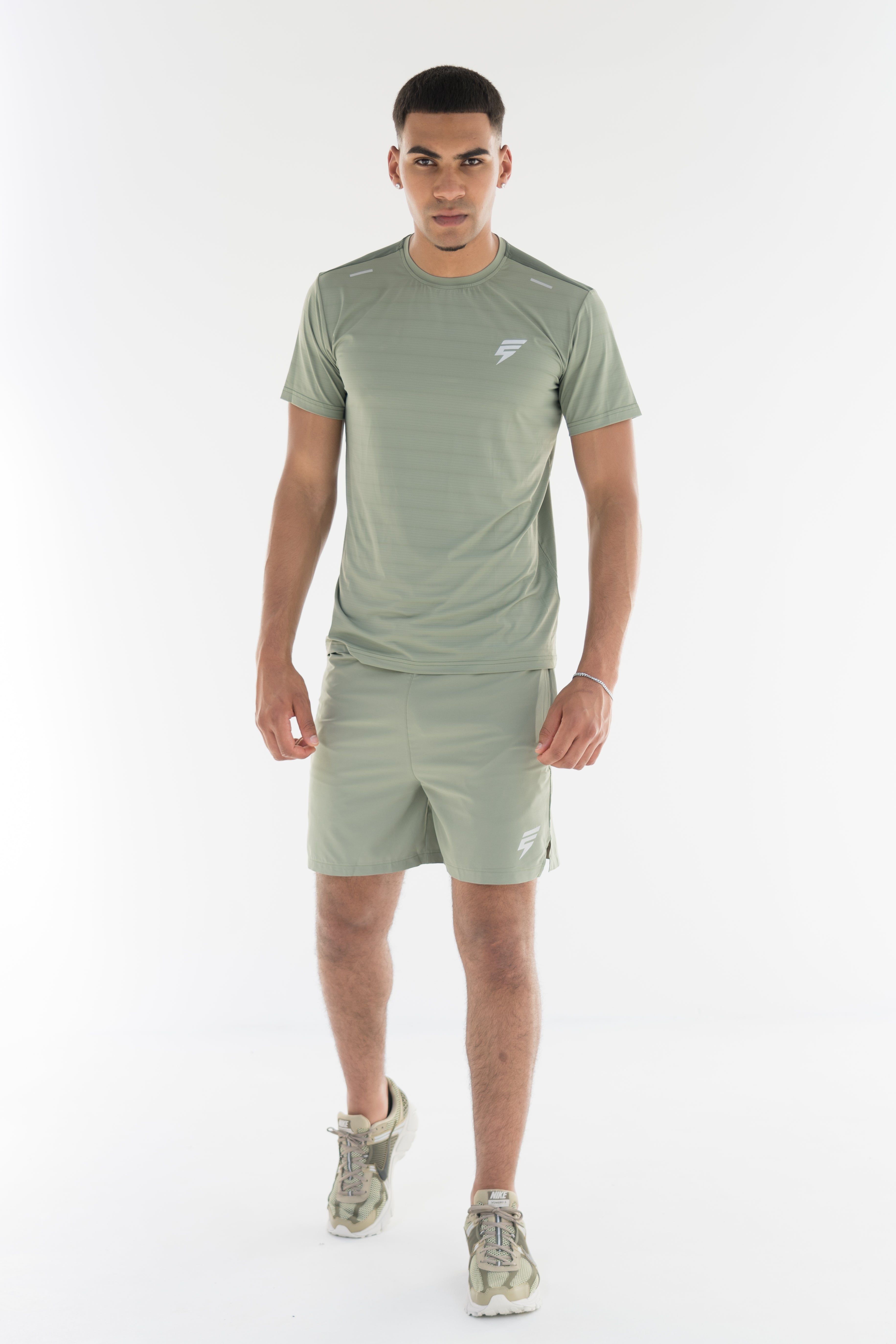 VENT SHORTS - OLIVE