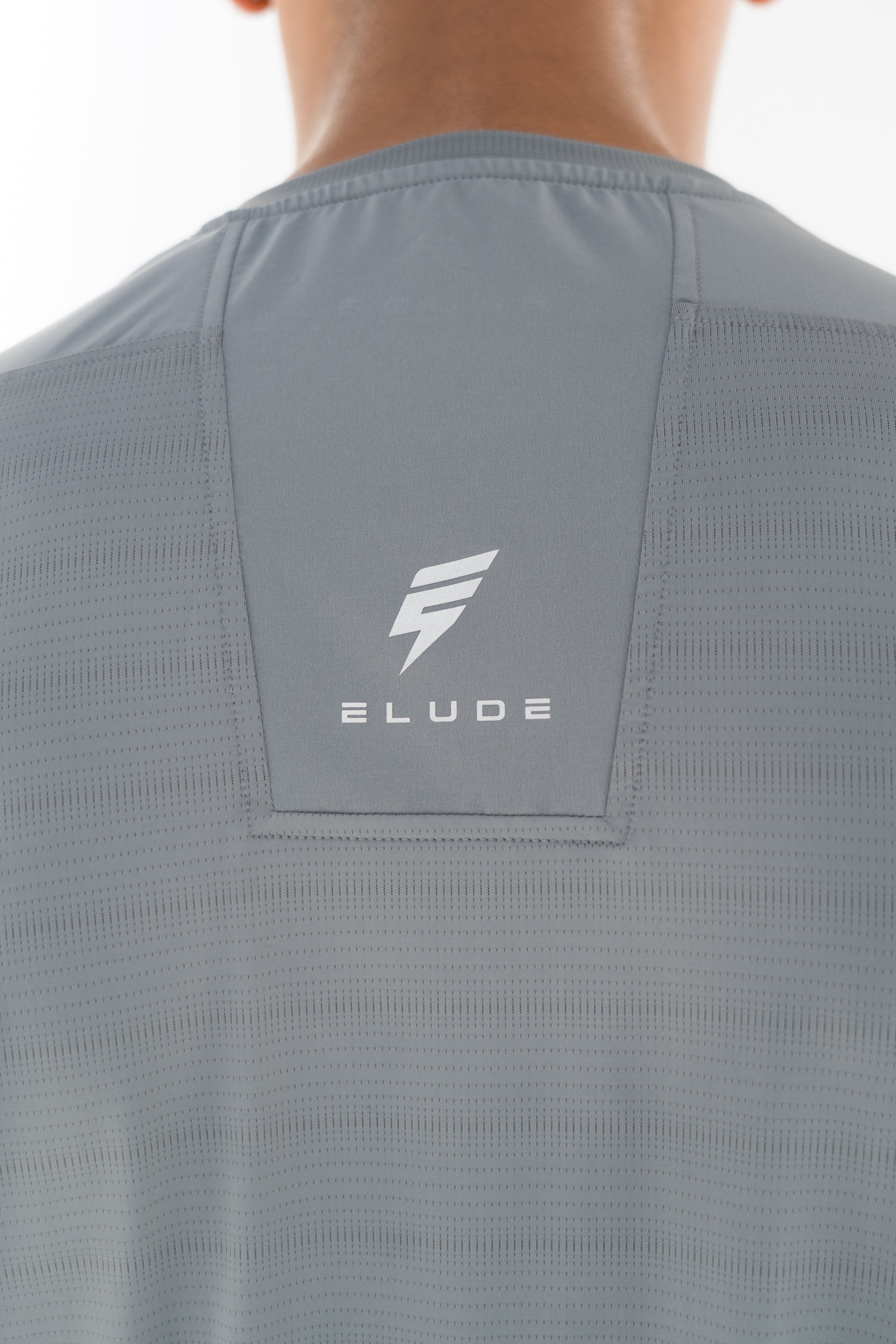 VENT TEE - GREY