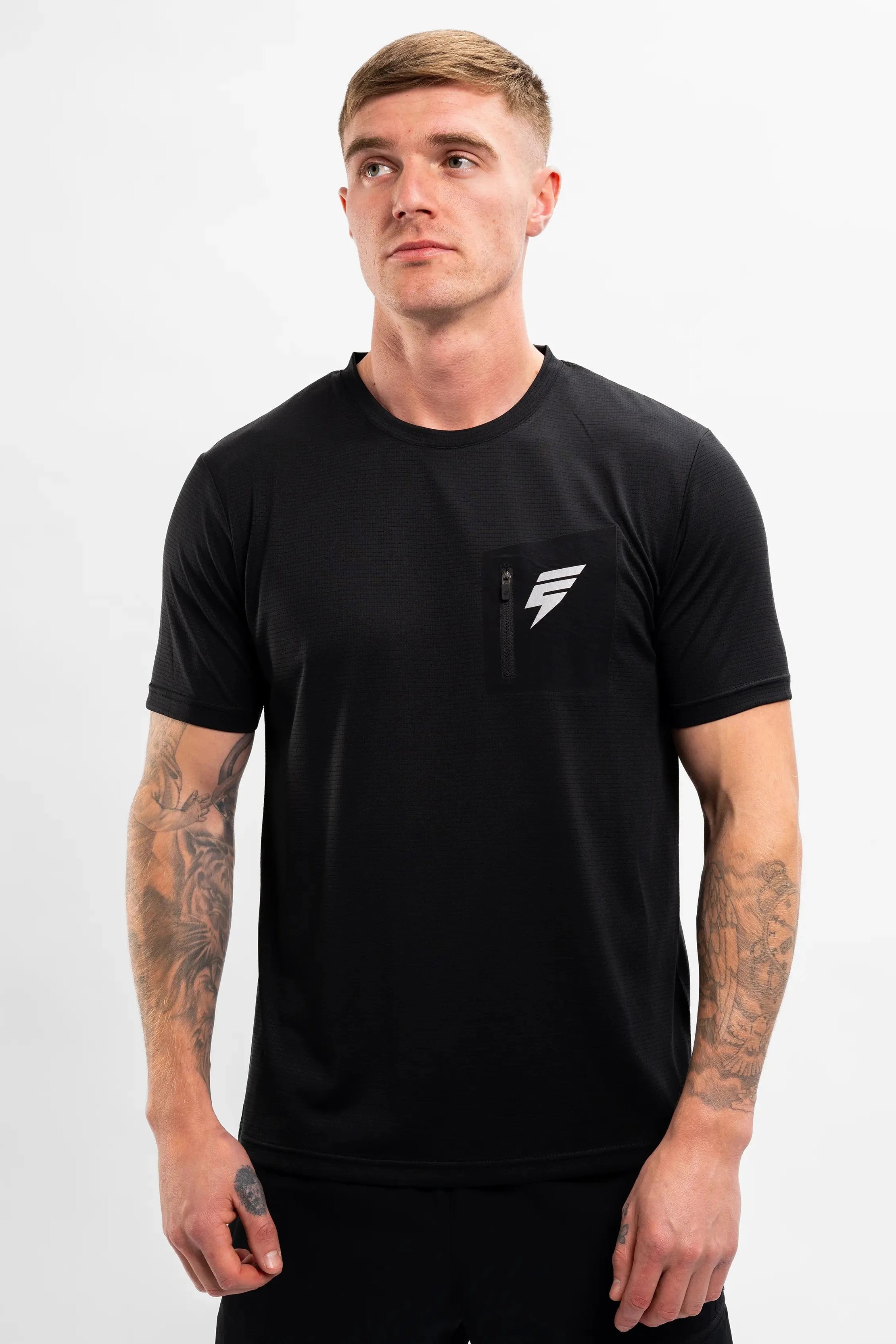 APEX TEE - BLACK