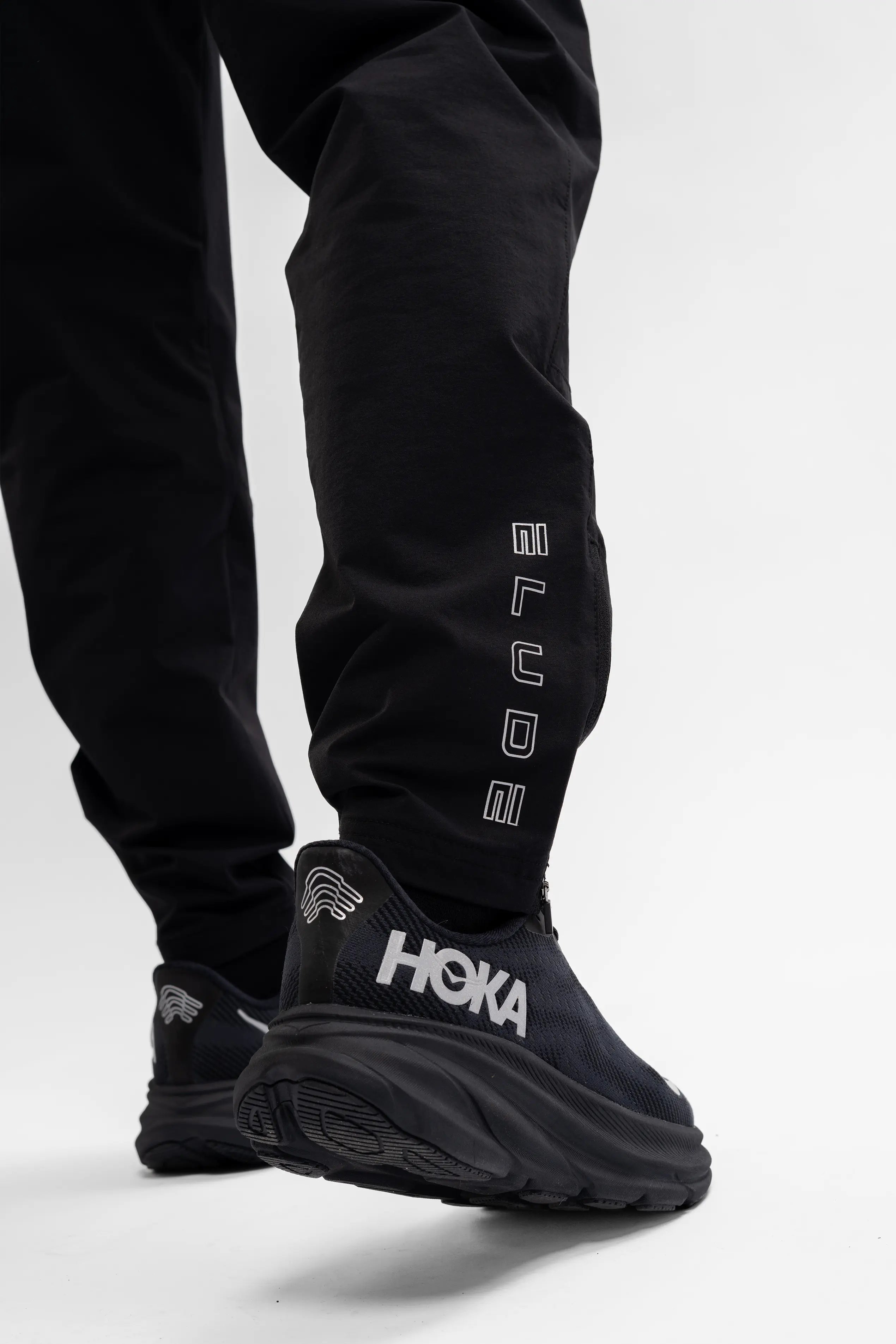 APEX TRACKSUIT - BLACK
