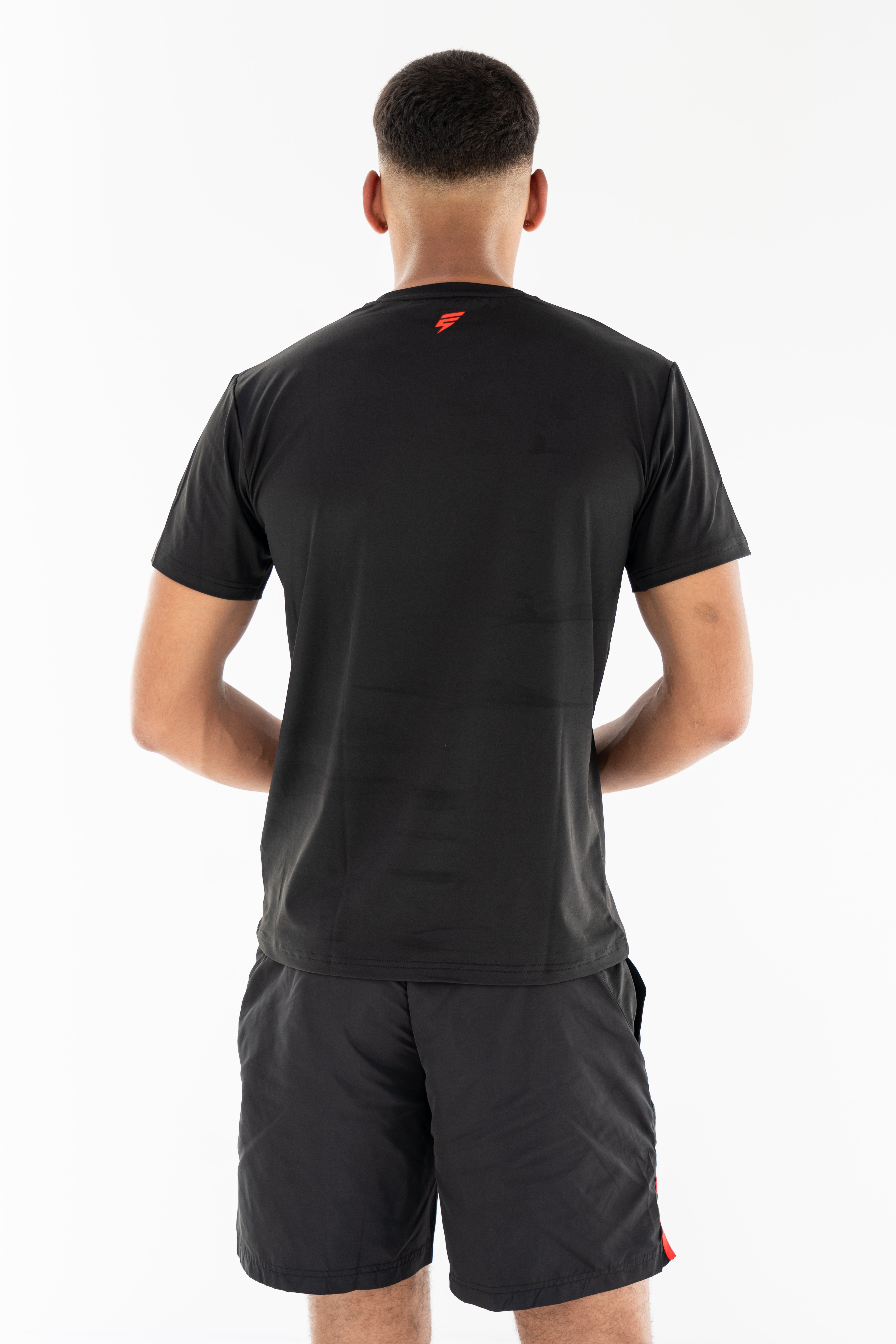 PRINT TEE - BLACK / RED